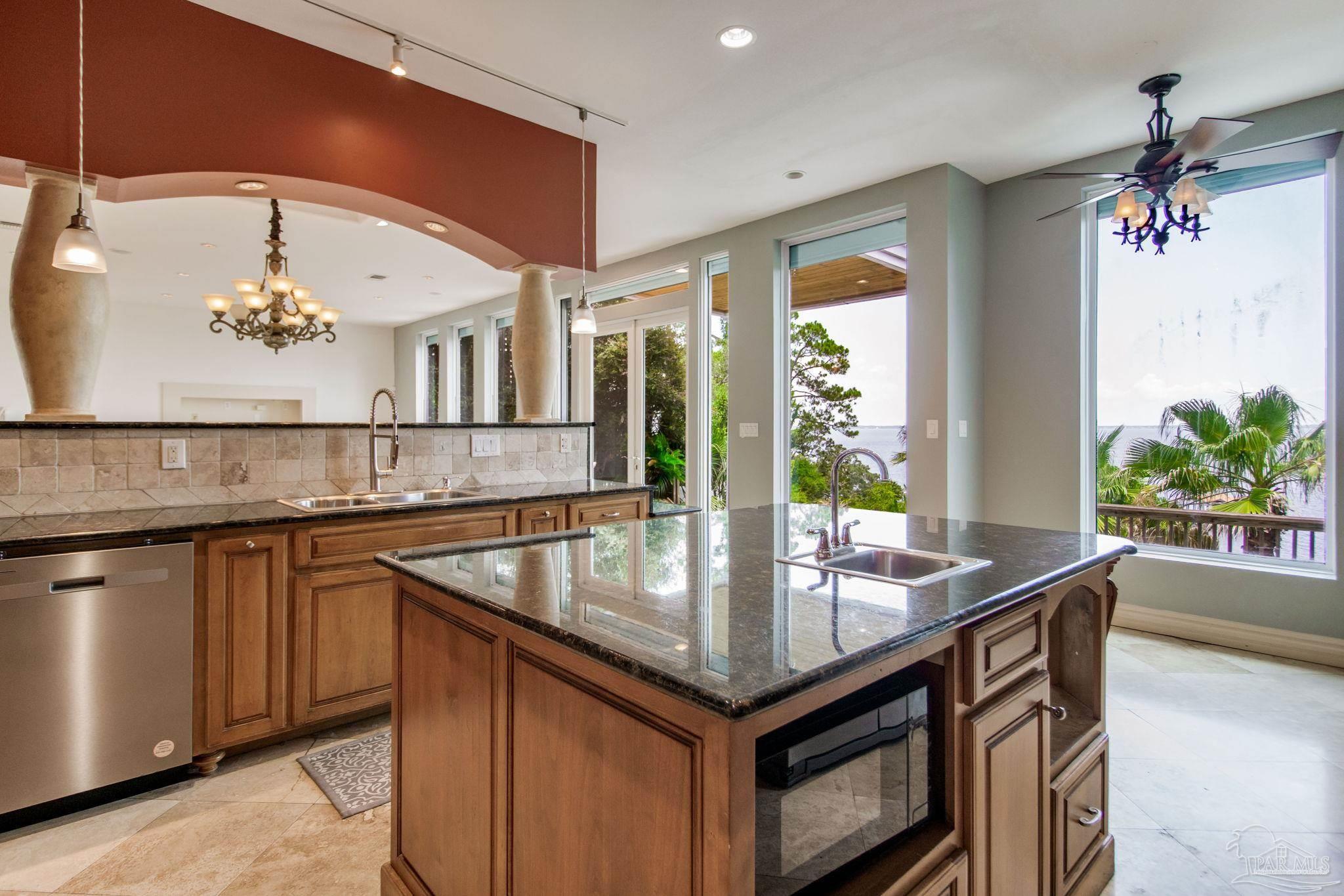Pensacola, Florida, 32504, United States, 3 Bedrooms Bedrooms, ,4 BathroomsBathrooms,Residential,For Sale,1893551