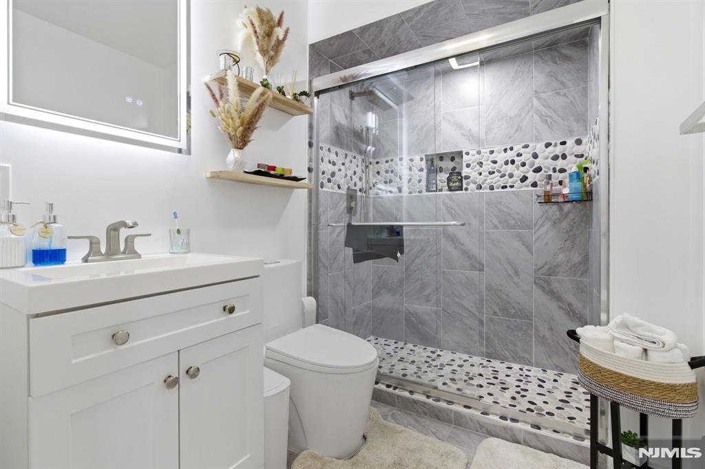 Clifton, New Jersey, 07011, United States, 3 Bedrooms Bedrooms, ,3 BathroomsBathrooms,Residential,For Sale,2028010
