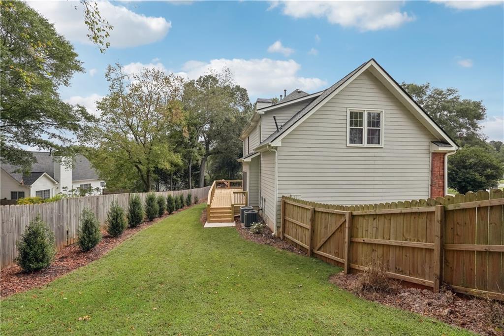 Alpharetta, Georgia, 30004, United States, 4 Bedrooms Bedrooms, ,3 BathroomsBathrooms,Residential,For Sale,1978370