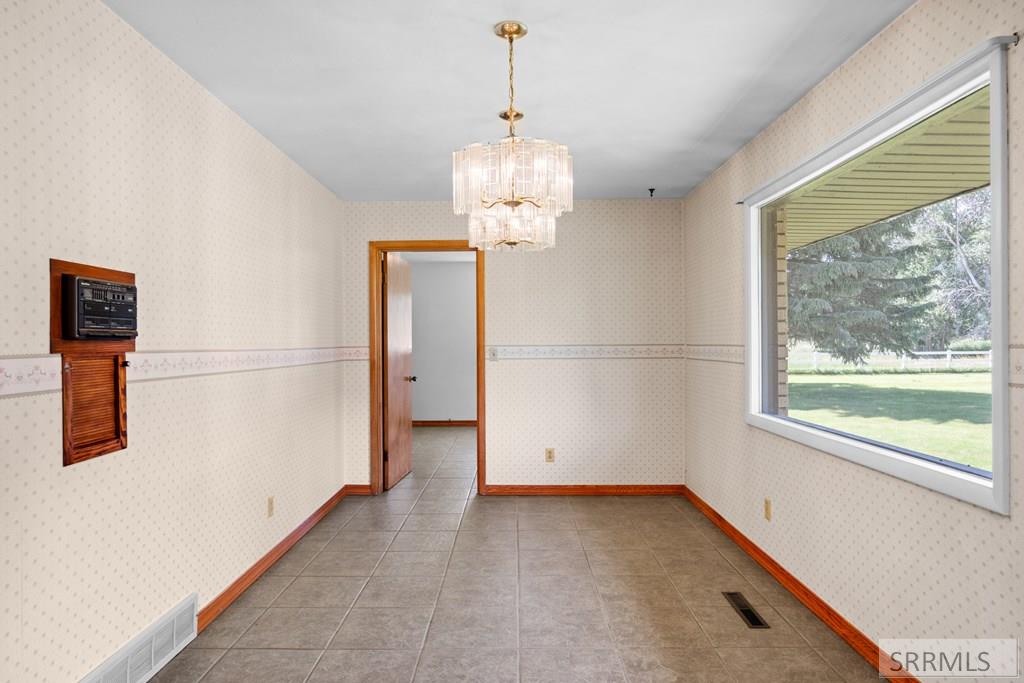 SHELLEY, Idaho, 83274, United States, 4 Bedrooms Bedrooms, ,3 BathroomsBathrooms,Residential,For Sale,1976532