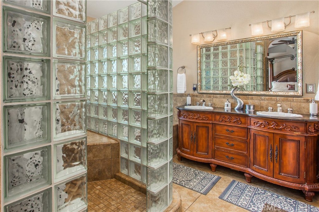 Riverside, California, 92503, United States, 4 Bedrooms Bedrooms, ,3 BathroomsBathrooms,Residential,For Sale,1981600