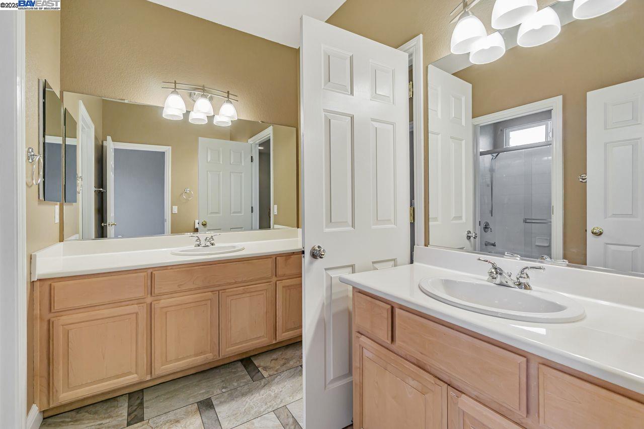 Concord, California, 94521, United States, 5 Bedrooms Bedrooms, ,3 BathroomsBathrooms,Residential,For Sale,1989306