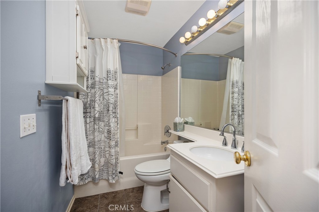 Aliso Viejo, California, 92656, United States, 3 Bedrooms Bedrooms, ,3 BathroomsBathrooms,Residential,For Sale,2001858