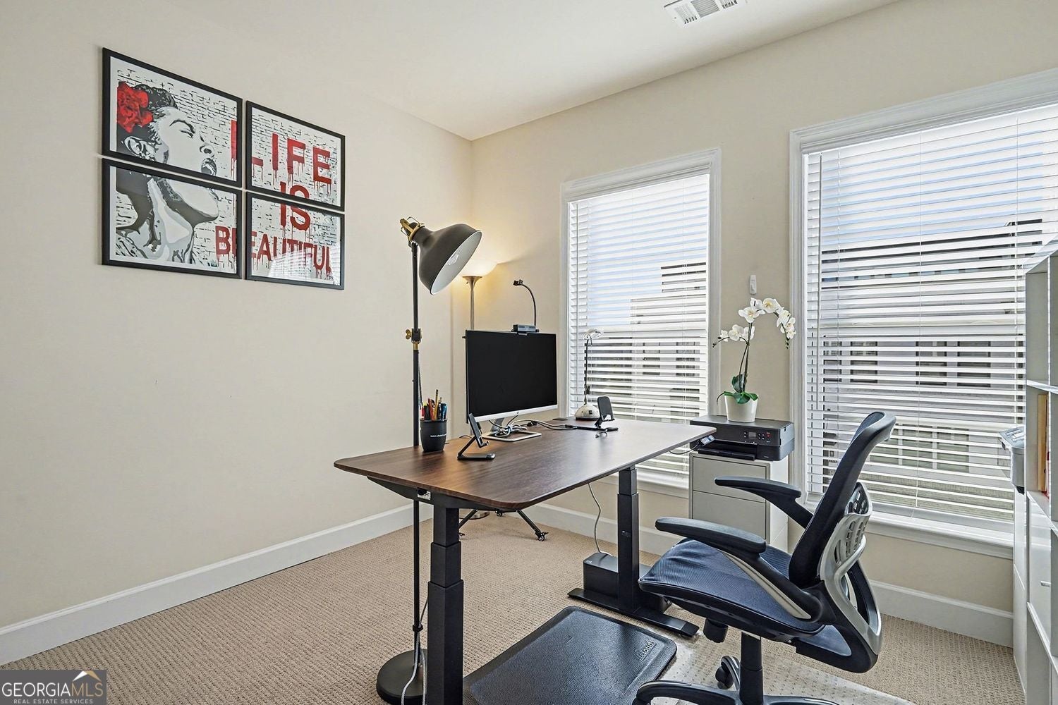 Smyrna, Georgia, 30080, United States, 4 Bedrooms Bedrooms, ,5 BathroomsBathrooms,Residential,For Sale,2013139