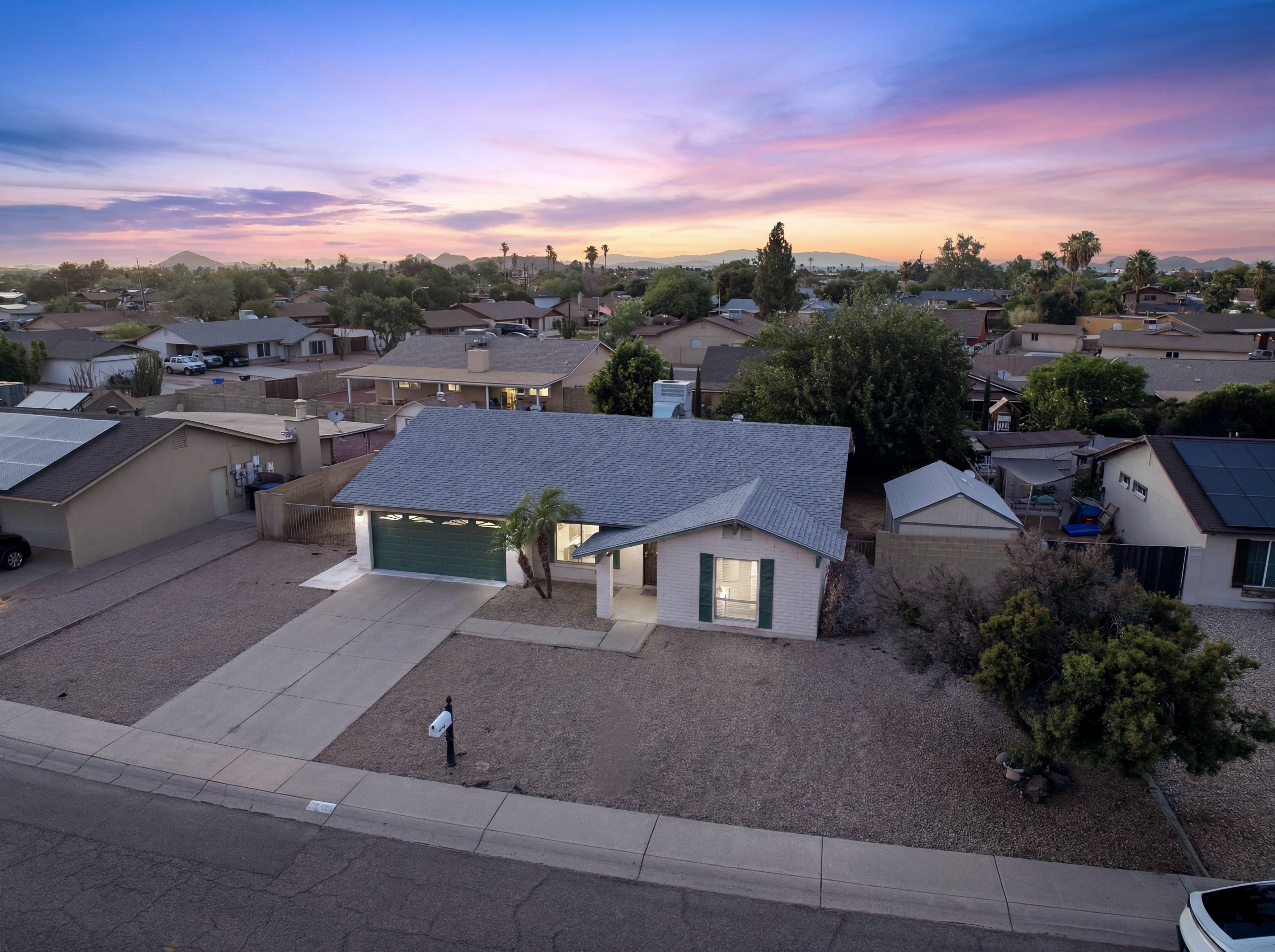  1434 West Kerry Lane  Phoenix, AZ - 物件實景