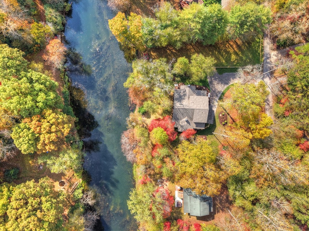 Mineral Bluff, Georgia, 30559, United States, 4 Bedrooms Bedrooms, ,5 BathroomsBathrooms,Residential,For Sale,1986837