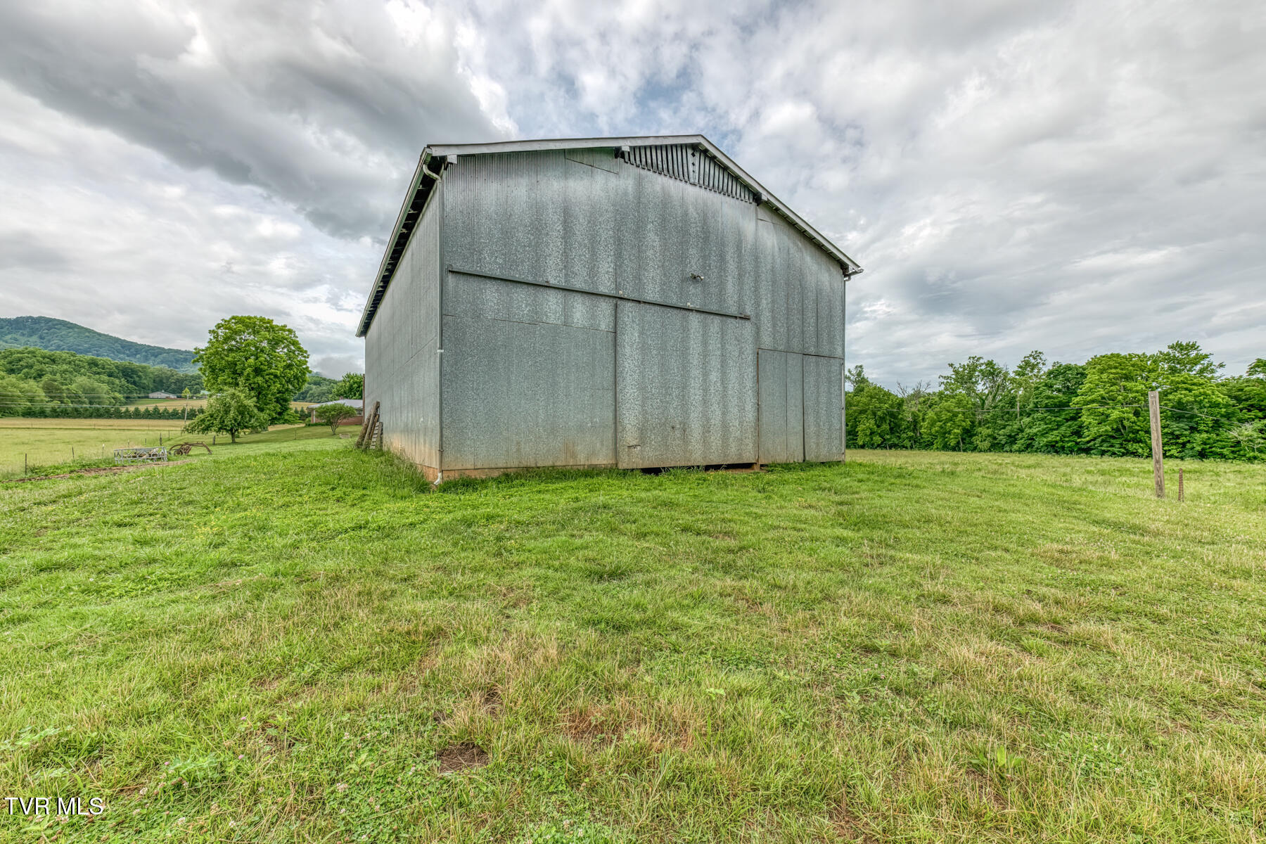 Chuckey, Tennessee, 37641, United States, 3 Bedrooms Bedrooms, ,1 BathroomBathrooms,Residential,For Sale,2048745