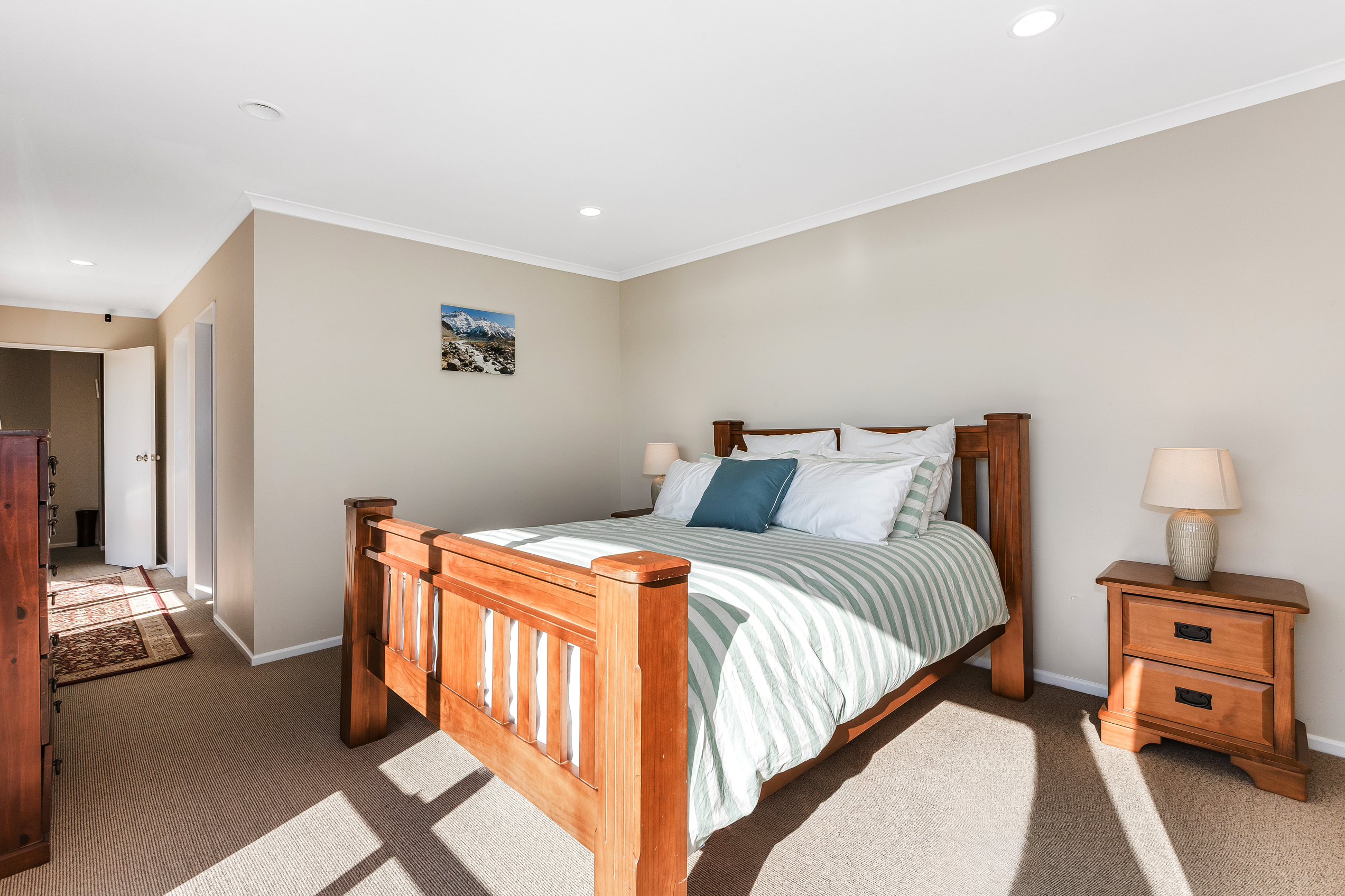  18 Leeward Drive, Whitby - 物件實景