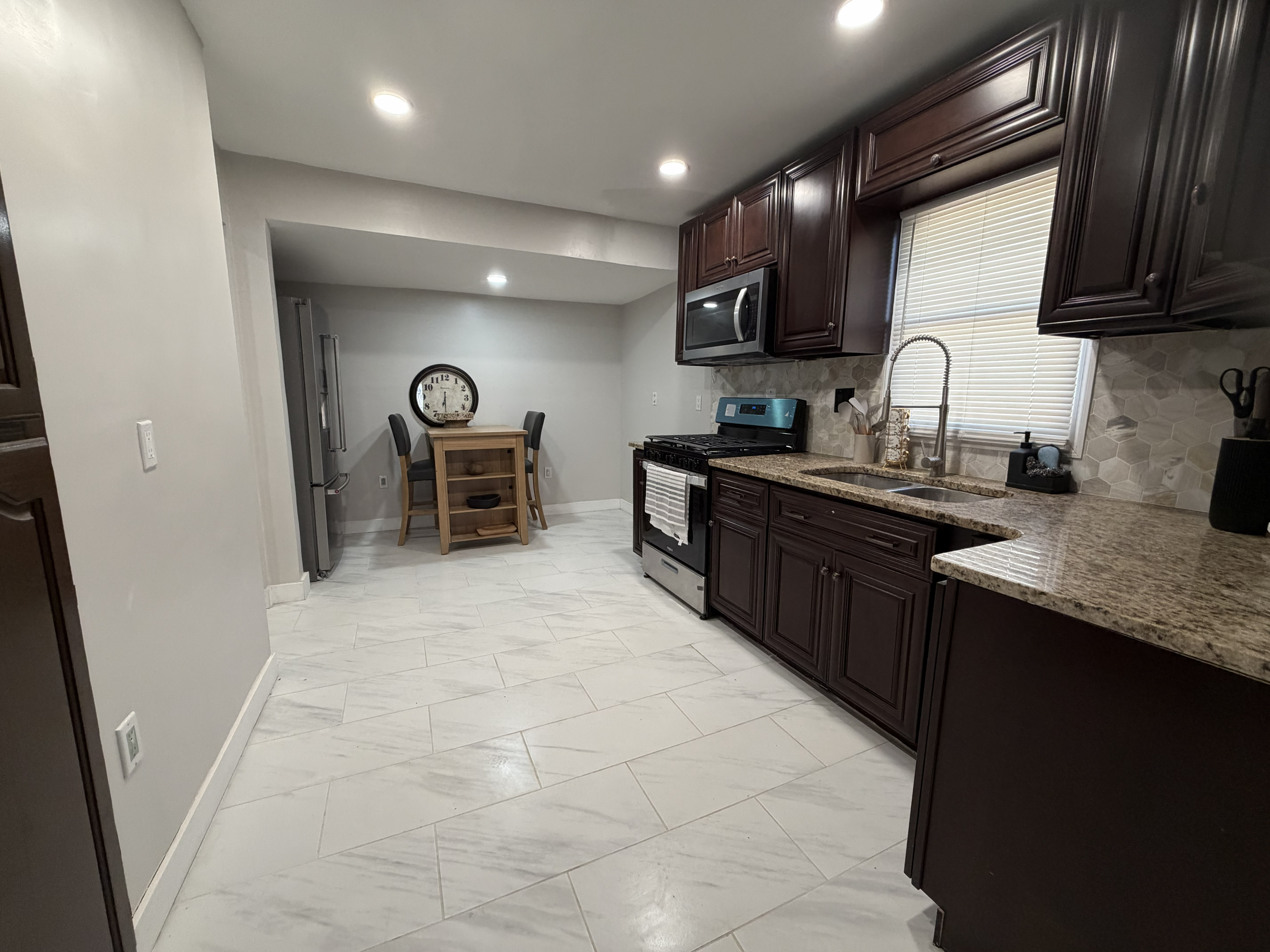 Ridgefield Park, New Jersey, 07660, United States, 3 Bedrooms Bedrooms, ,3 BathroomsBathrooms,Residential,For Sale,2048314