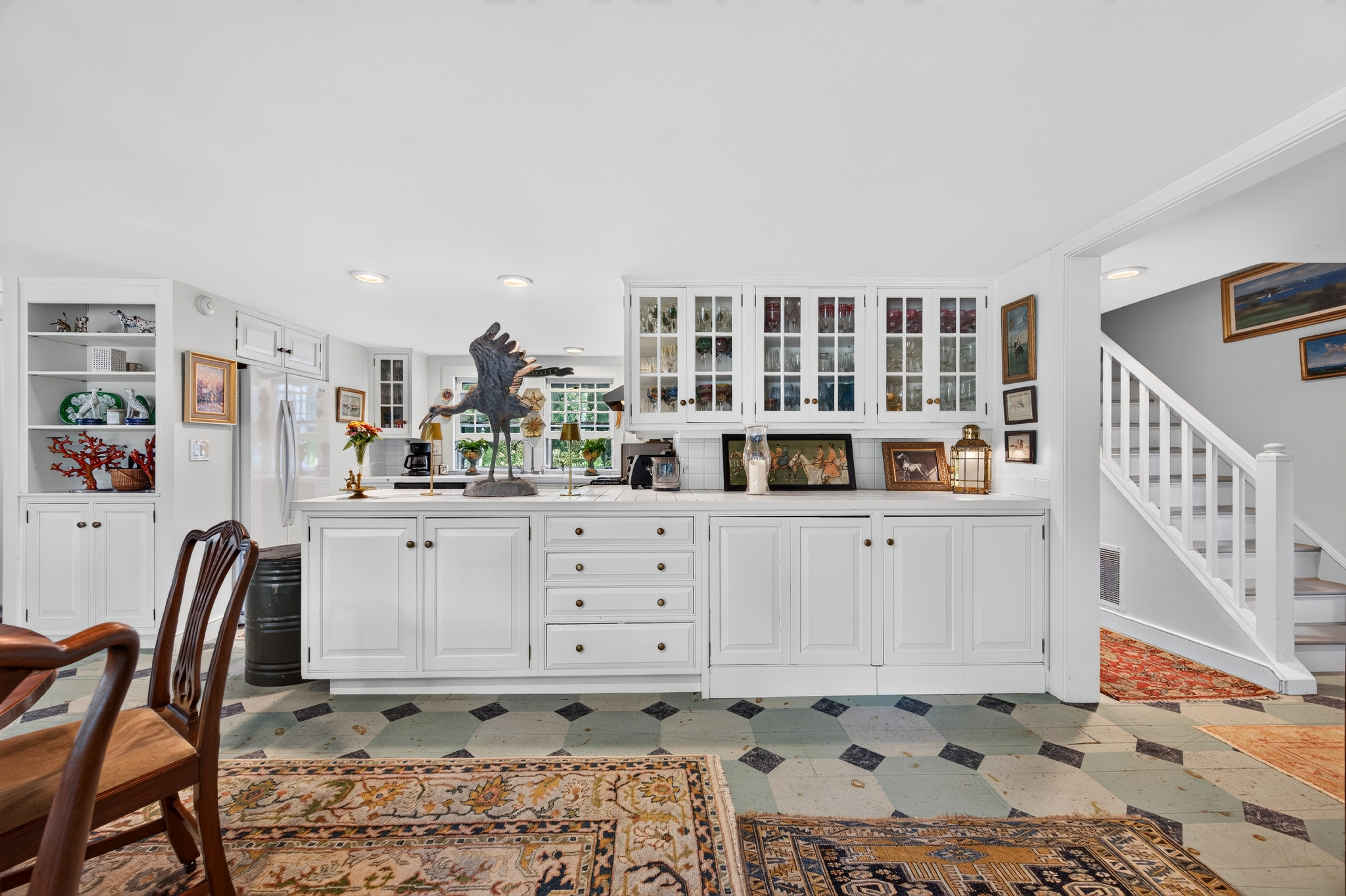  Elegant and Lovingly Maintained Antique Colonial - 物件實景
