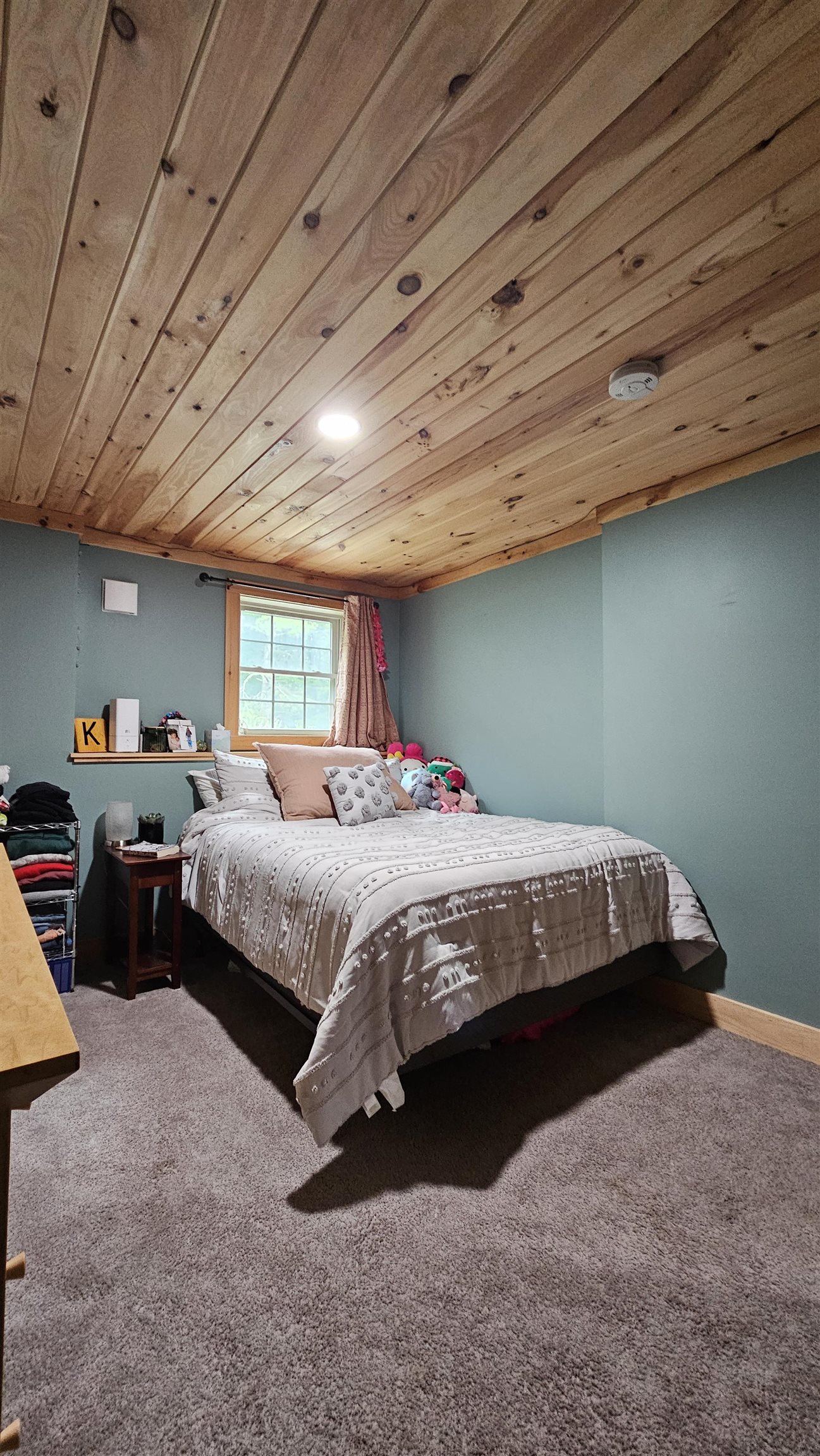 Bradford, New Hampshire, 03221, United States, 3 Bedrooms Bedrooms, ,2 BathroomsBathrooms,Residential,For Sale,1903604