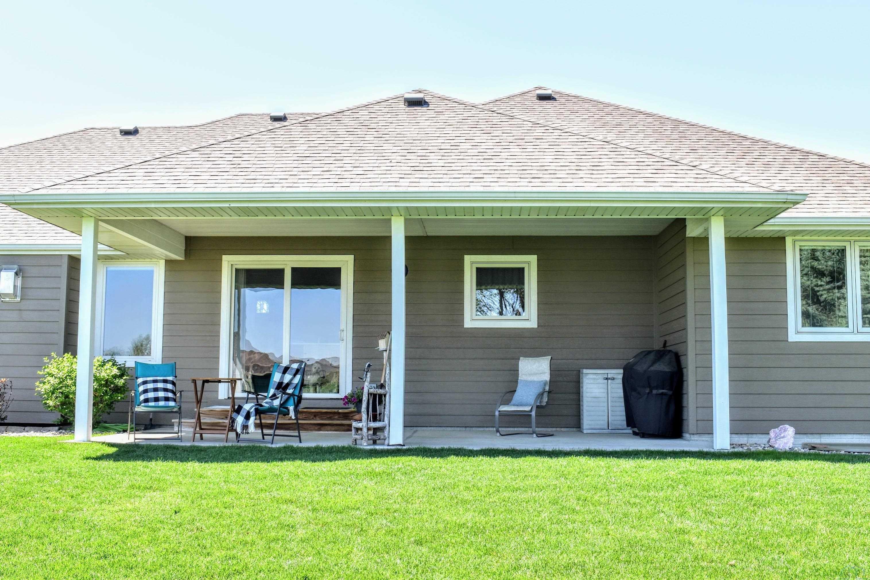 Dakota Dunes, South Dakota, 57049, United States, 4 Bedrooms Bedrooms, ,3 BathroomsBathrooms,Residential,For Sale,2033503
