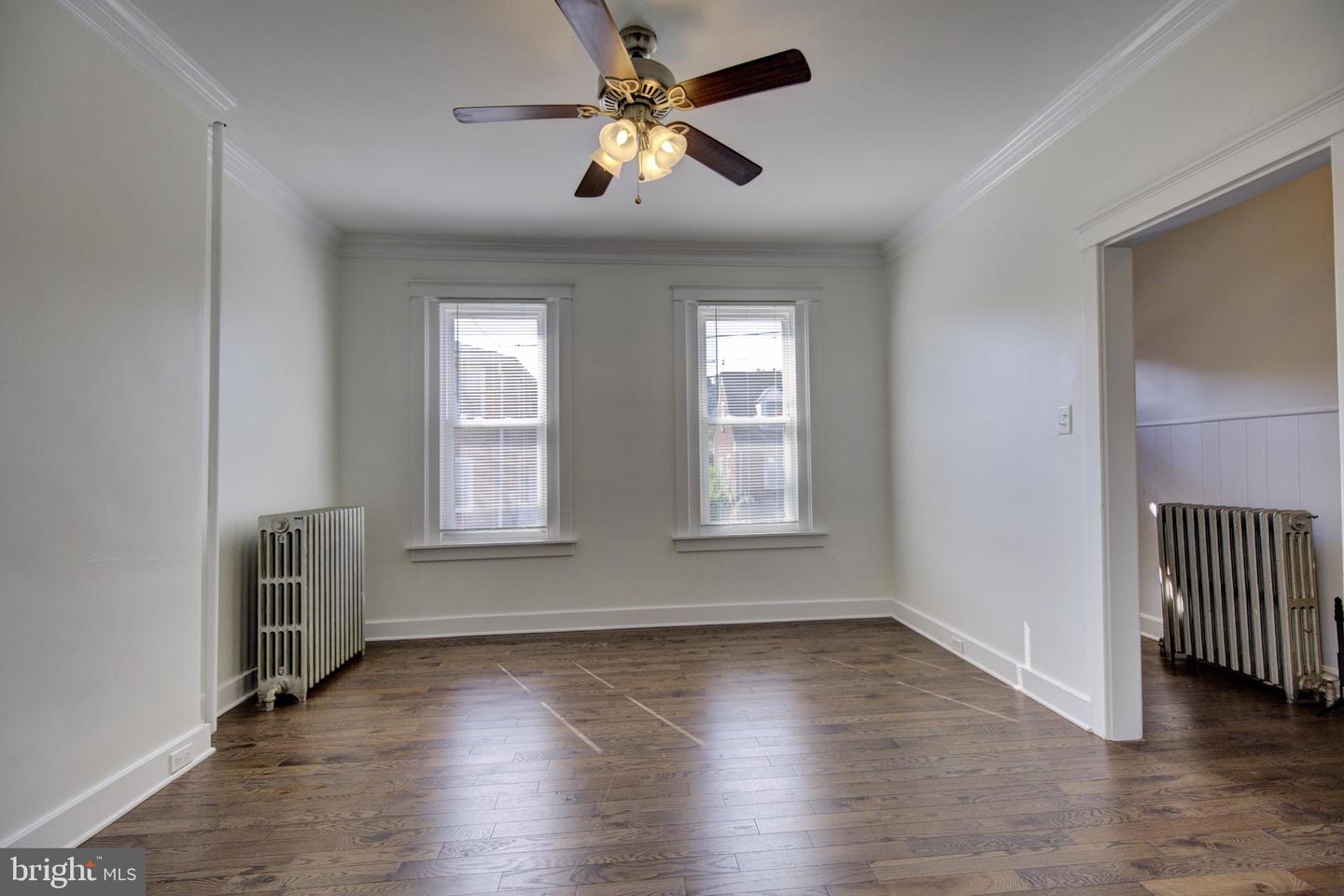 Conshohocken, Pennsylvania, 19428, United States, 4 Bedrooms Bedrooms, ,3 BathroomsBathrooms,Residential,For Sale,1950809