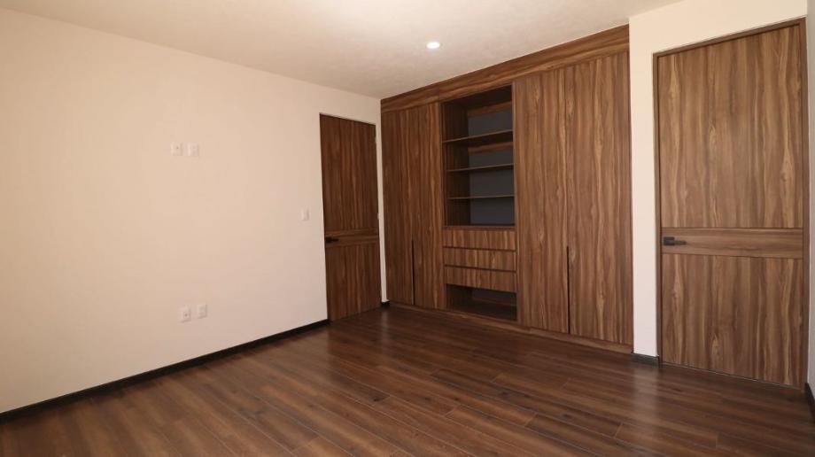 Rinc?n de la Monta?a, Morelia, Michoacán de Ocampo, 58350, Mexico, 4 Bedrooms Bedrooms, ,4 BathroomsBathrooms,Residential,For Sale,Rinc?n de la Monta?a,1440686