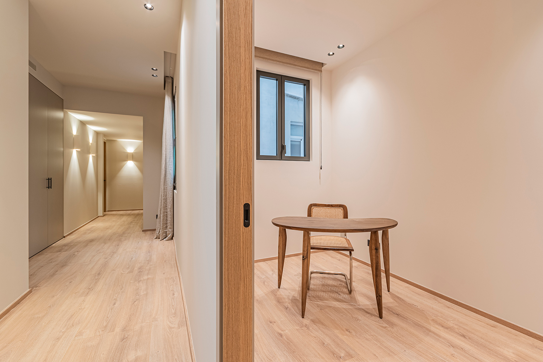  Modernist flat in Eixample with premium finishes in the Quadrat d