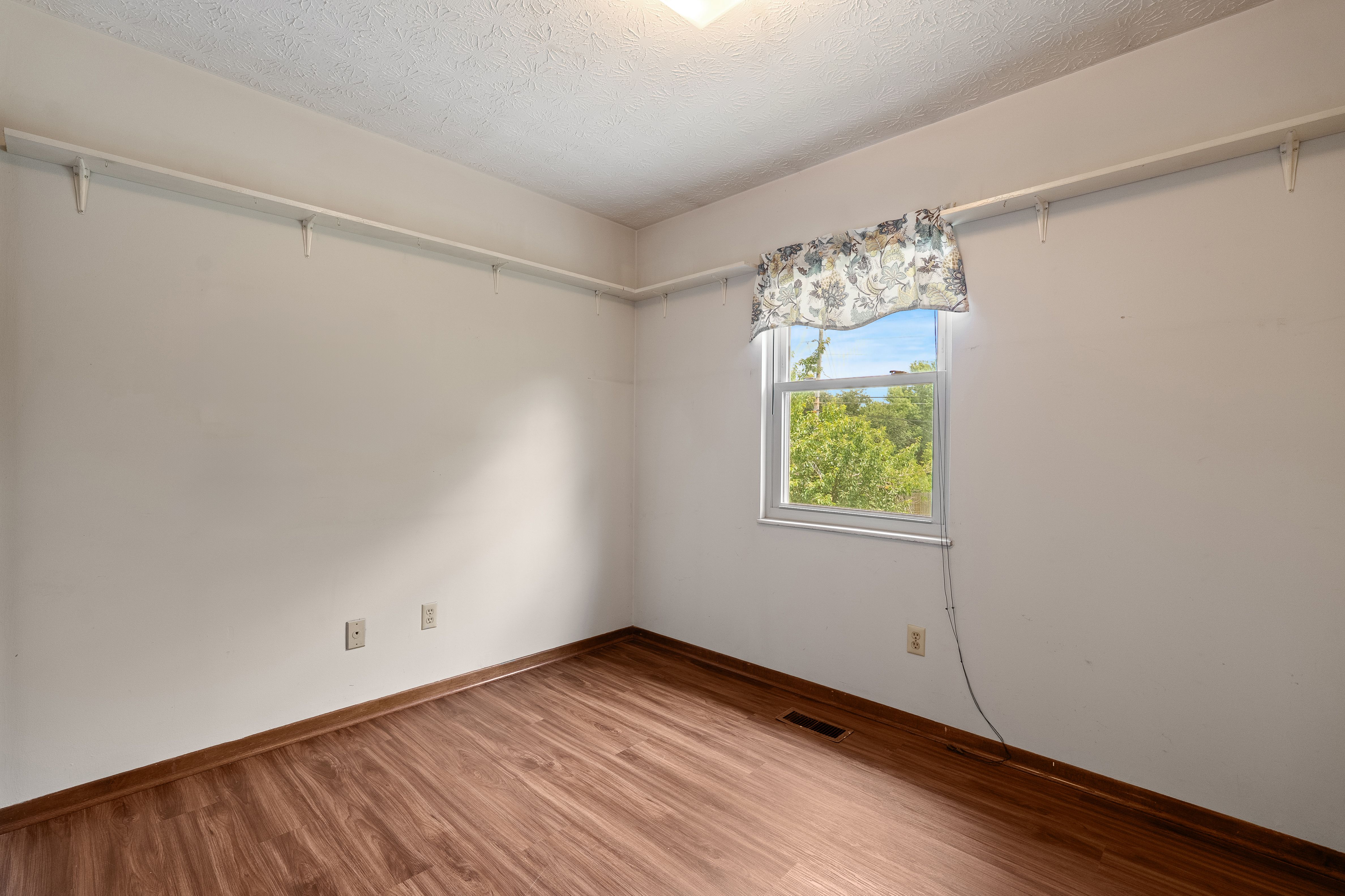  1837 Brookmill Road, Knoxville, TN 37932 - 物件實景