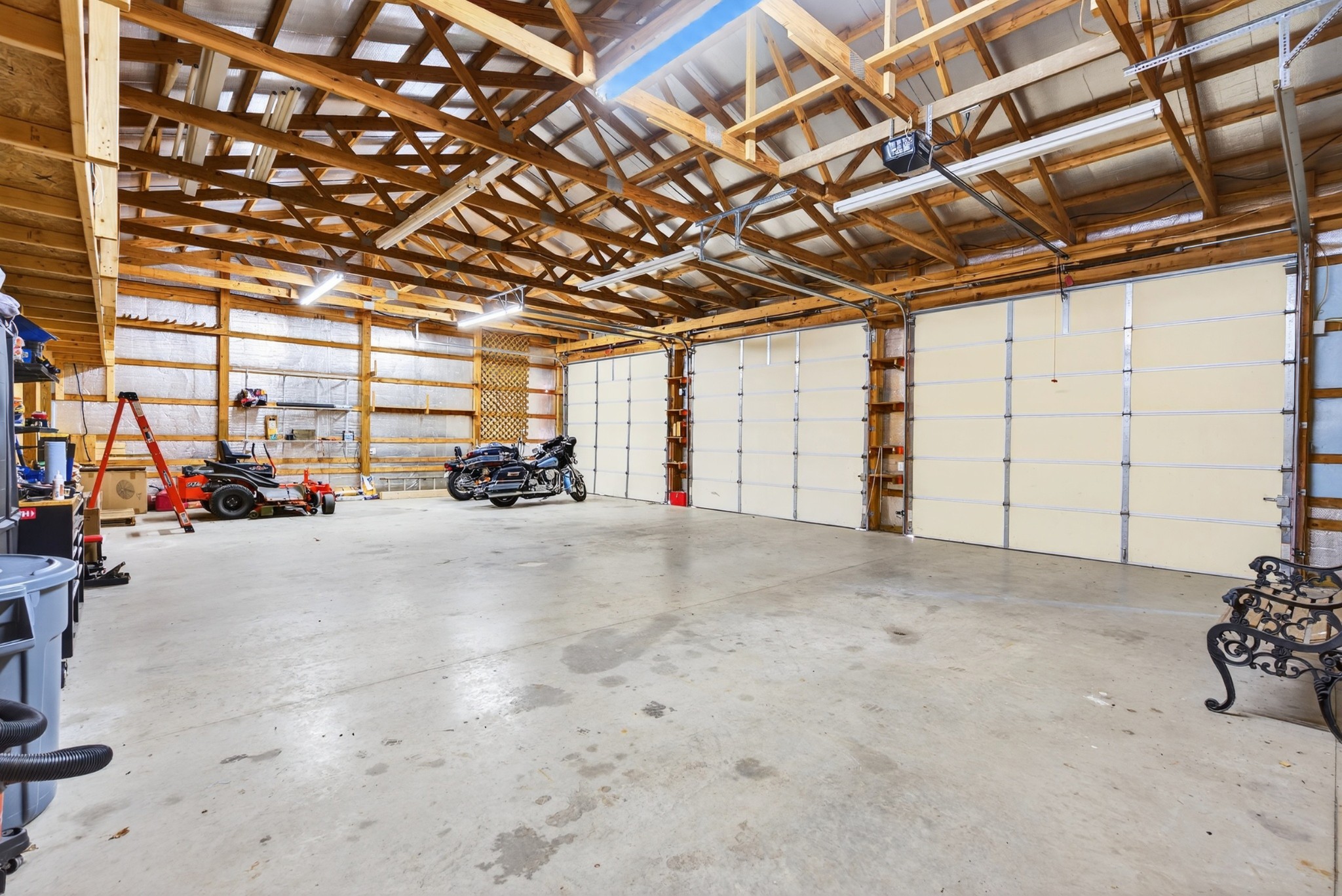 Puryear, Tennessee, 38251, United States, 4 Bedrooms Bedrooms, ,4 BathroomsBathrooms,Residential,For Sale,1981229