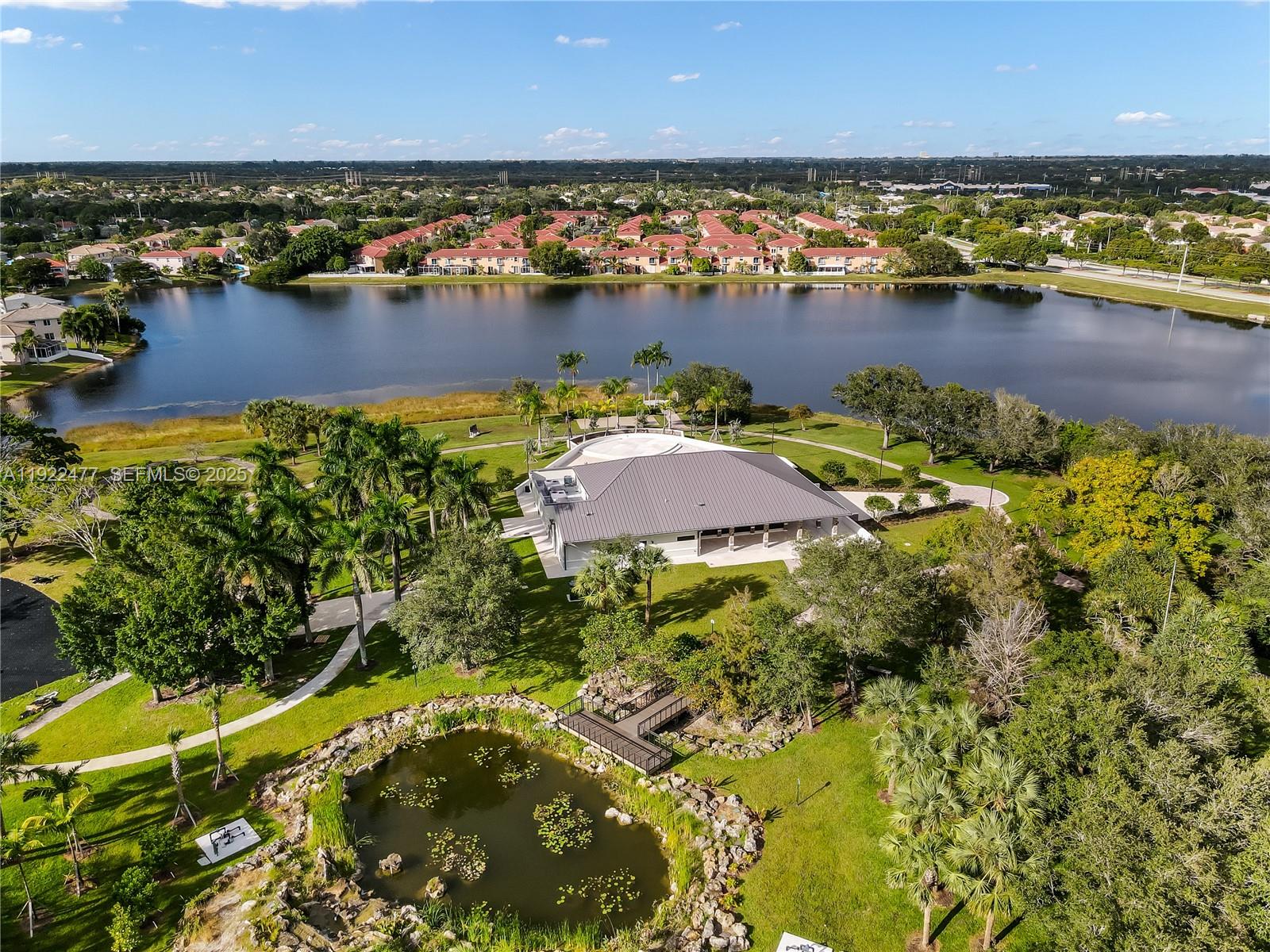 Pembroke Pines, Florida, 33028, United States, 5 Bedrooms Bedrooms, ,4 BathroomsBathrooms,Residential,For Sale,2002117