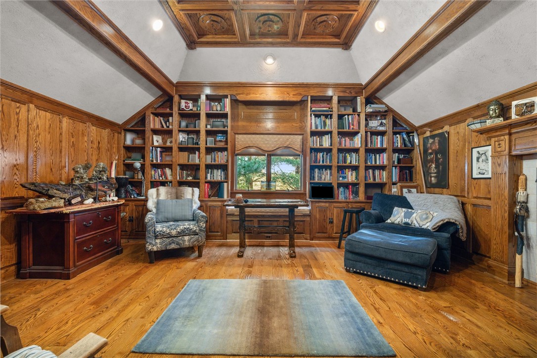 South Strabane, Pennsylvania, 15301, United States, 5 Bedrooms Bedrooms, ,5 BathroomsBathrooms,Residential,For Sale,2003088