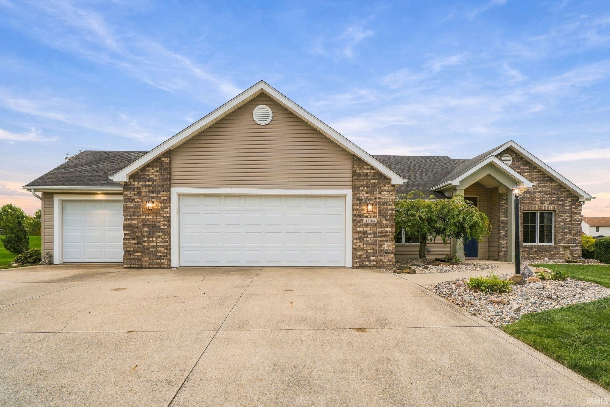 Carroll Ridge Dr, Fort Wayne, IN 46818