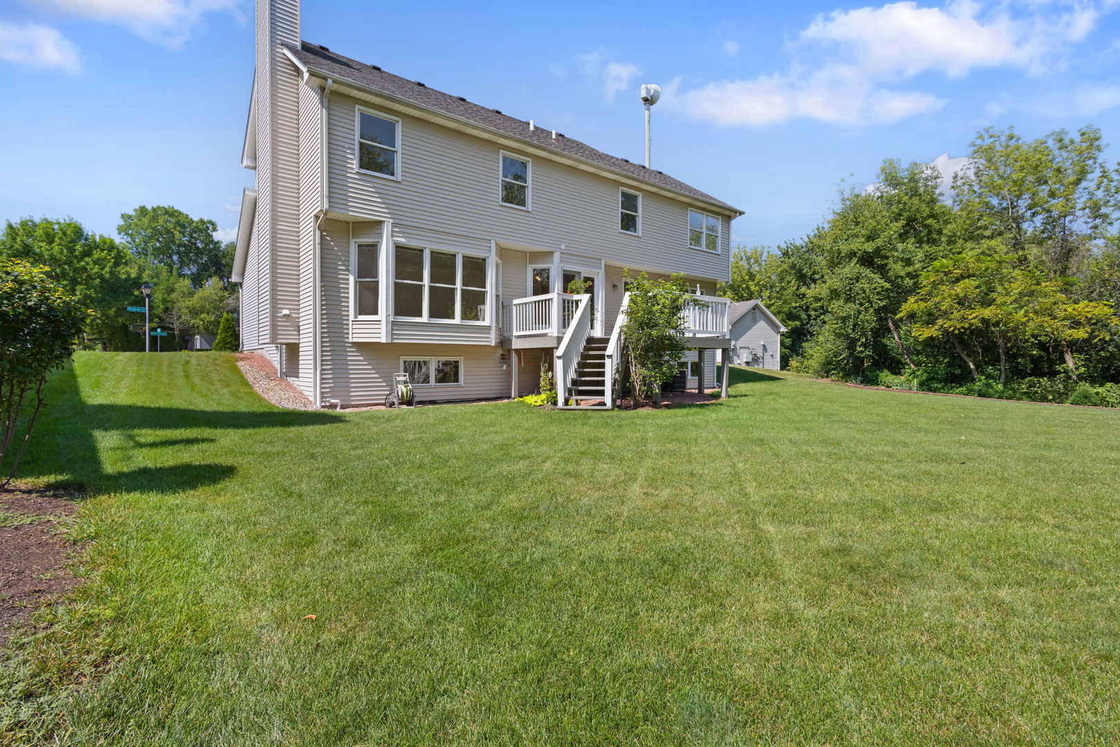 West Chicago, Illinois, 60185, United States, 4 Bedrooms Bedrooms, ,3 BathroomsBathrooms,Residential,For Sale,1968973