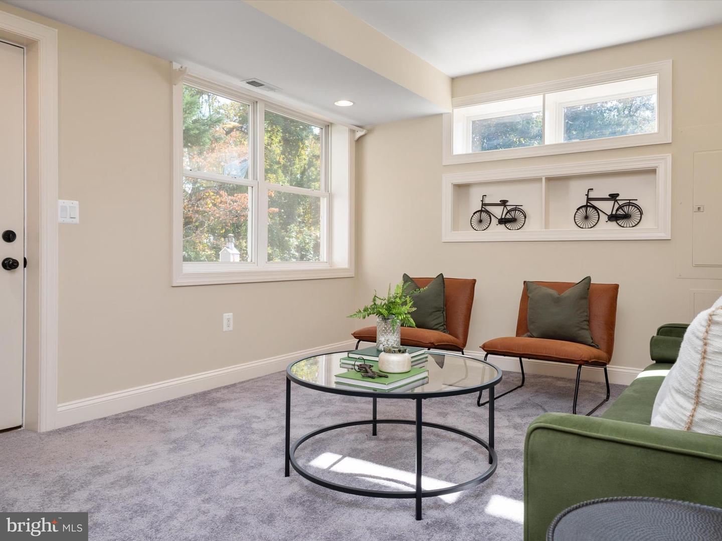 Pasadena, Maryland, 21122, United States, 6 Bedrooms Bedrooms, ,6 BathroomsBathrooms,Residential,For Sale,1994815