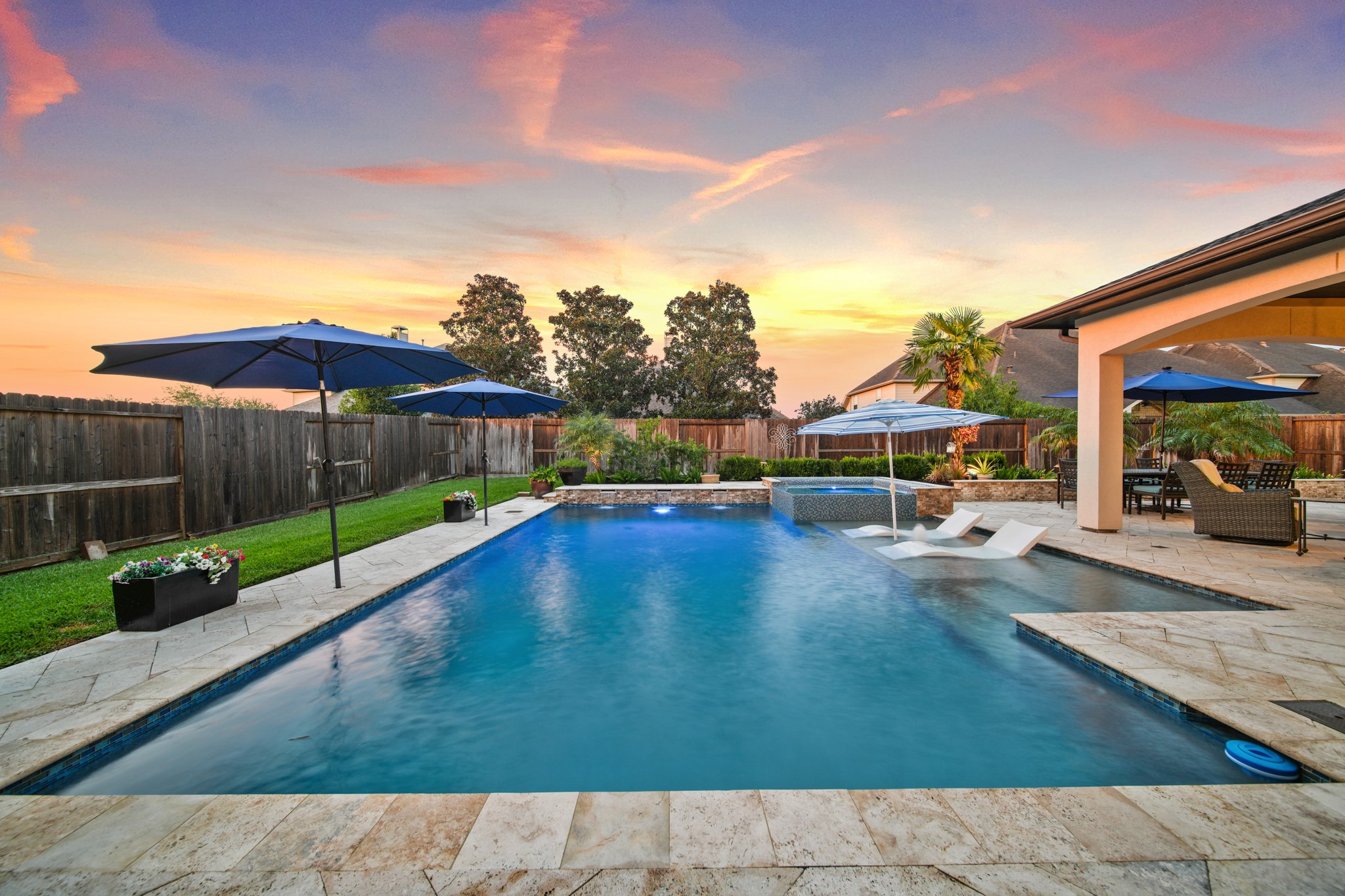 Friendswood, Texas, 77546, United States, 5 Bedrooms Bedrooms, ,6 BathroomsBathrooms,Residential,For Sale,1989691