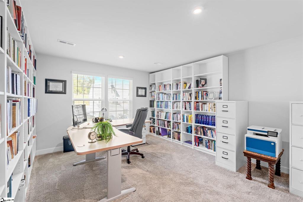 Greenville, South Carolina, 29607, United States, 6 Bedrooms Bedrooms, ,4 BathroomsBathrooms,Residential,For Sale,1986555