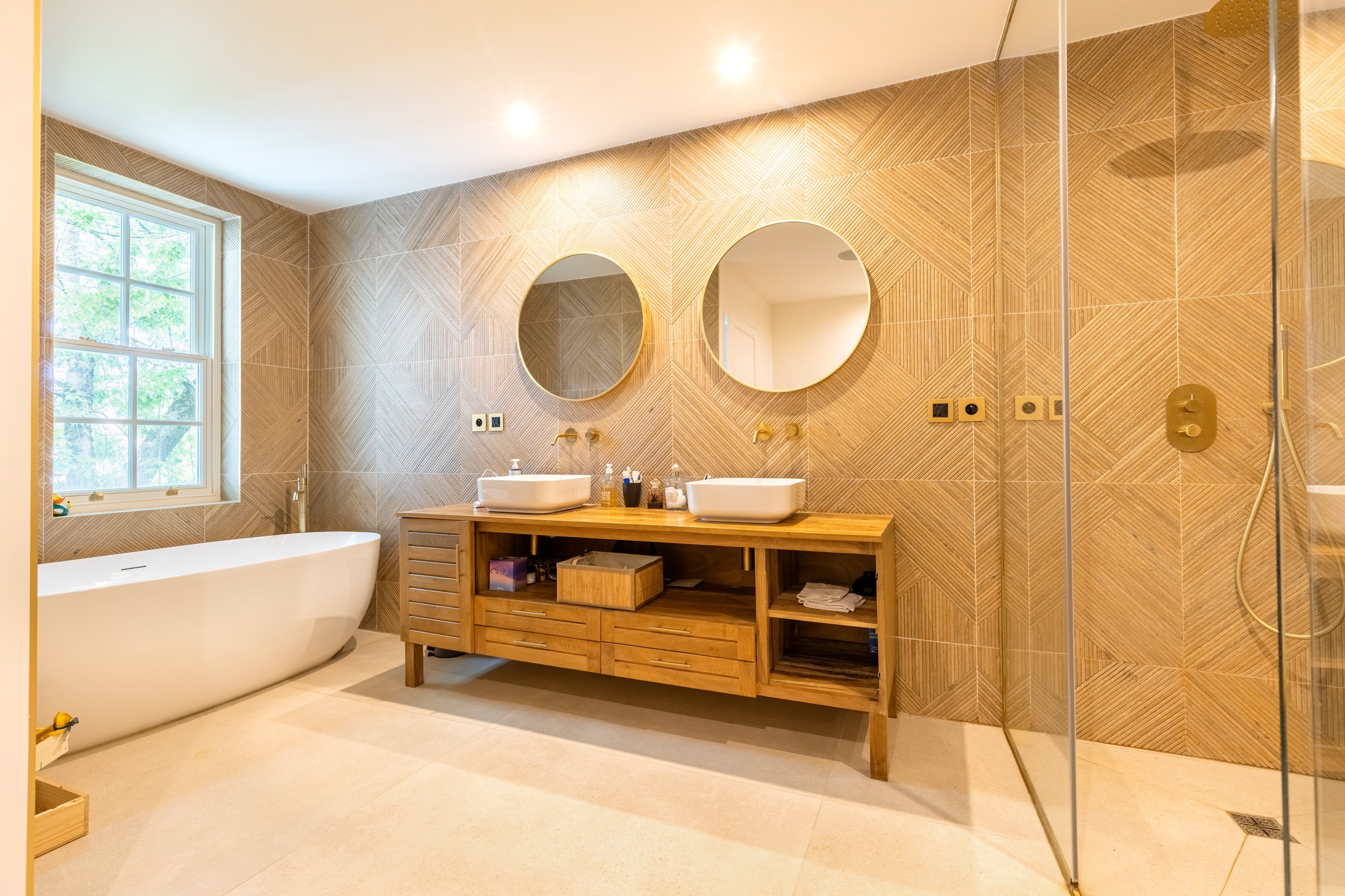  CAUDERAN CENTRE - LUXURY CONTEMPORARY PROPERTY, 1,000 M2 GARDEN, GARAGE, SWIMMI… - 物件實景