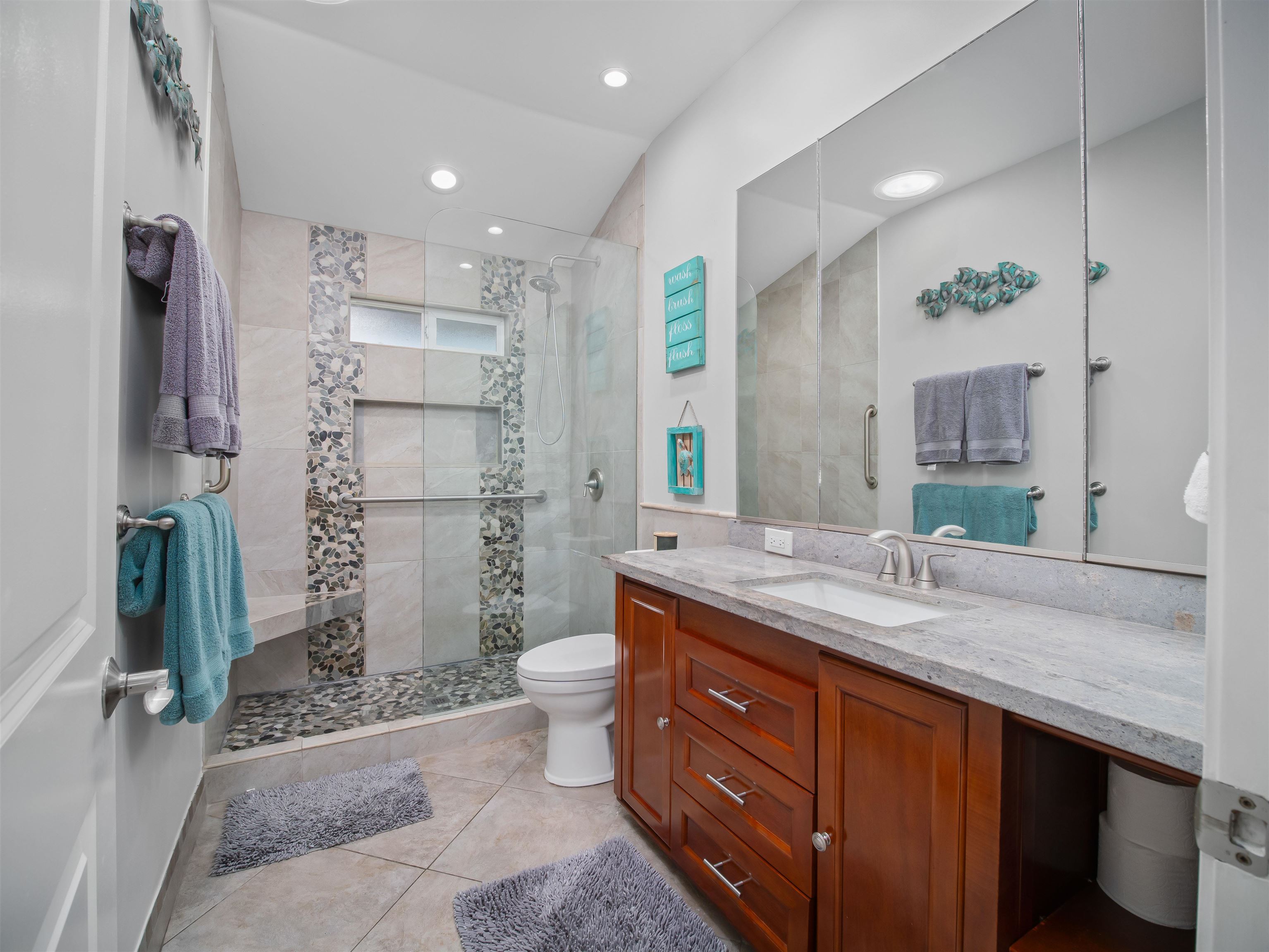 Kihei, Hawaii, 96753, United States, 5 Bedrooms Bedrooms, ,9 BathroomsBathrooms,Residential,For Sale,1987499