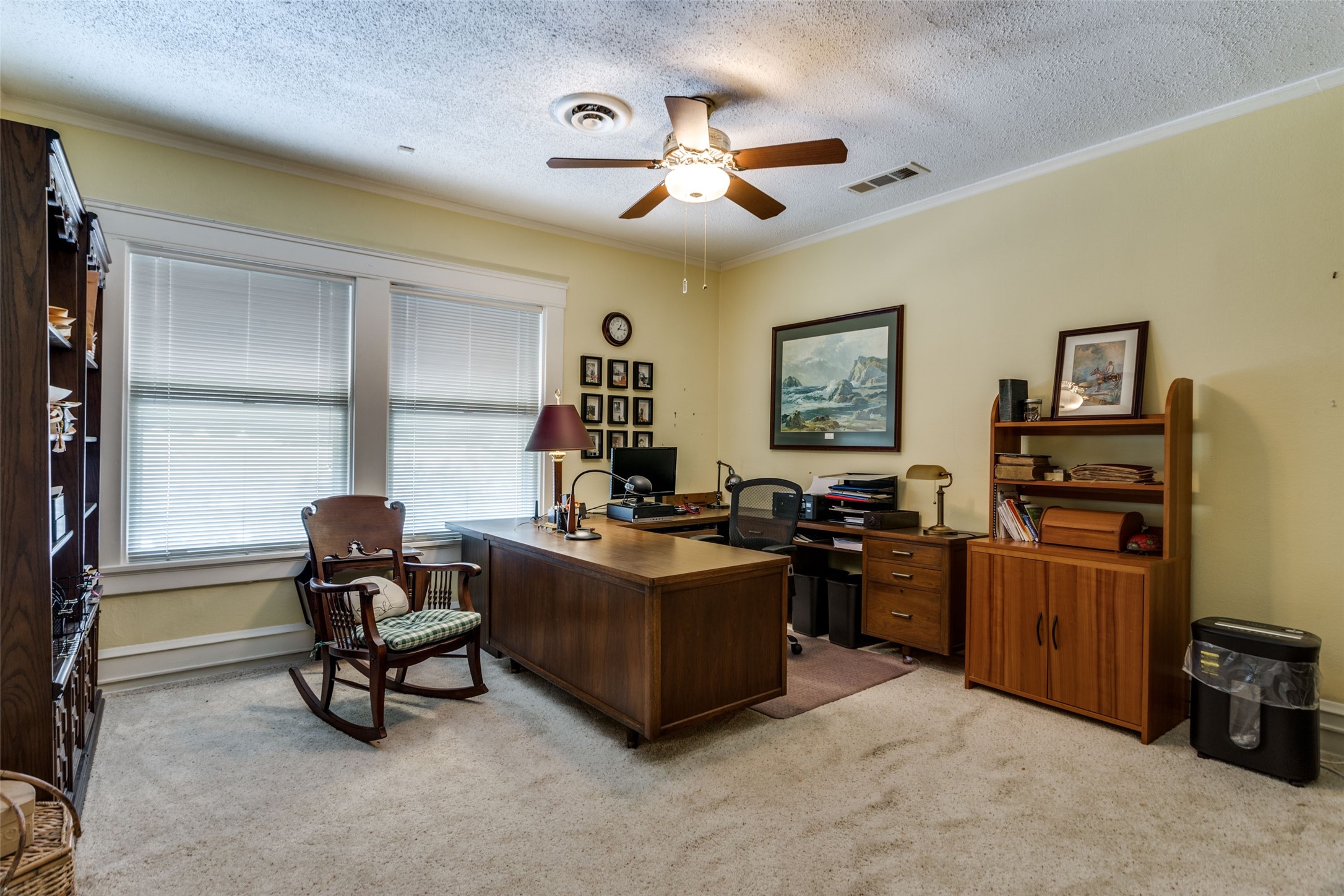 Fort Worth, Texas, 76110, United States, 4 Bedrooms Bedrooms, ,3 BathroomsBathrooms,Residential,For Sale,1940133