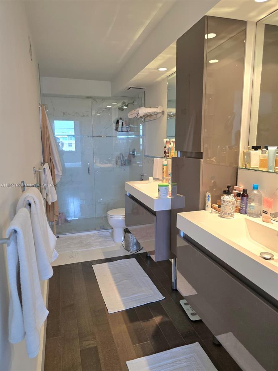 Miami Beach, Florida, 33139, United States, 1 Bedroom Bedrooms, ,2 BathroomsBathrooms,Residential,For Sale,1932929