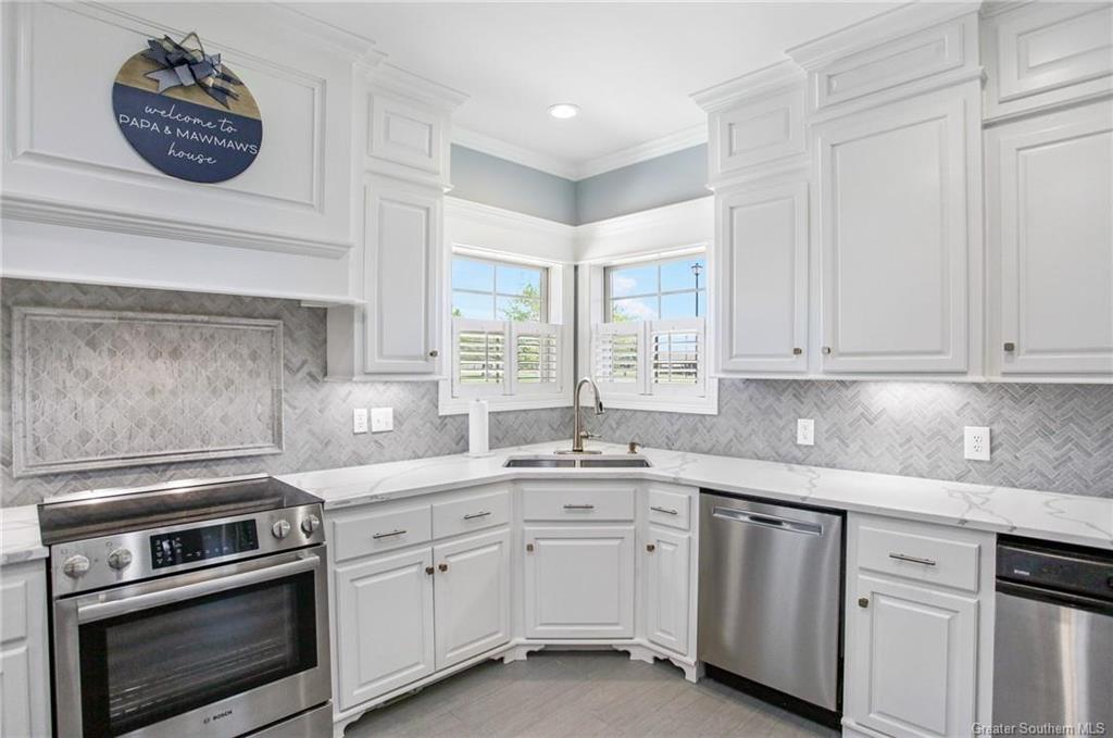 Iowa, Louisiana, 70647, United States, 4 Bedrooms Bedrooms, ,5 BathroomsBathrooms,Residential,For Sale,1978673