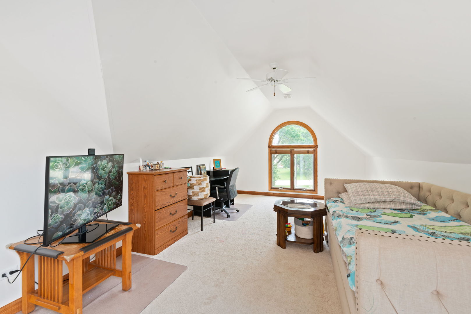 Homer Glen, Illinois, 60491, United States, 4 Bedrooms Bedrooms, ,3 BathroomsBathrooms,Residential,For Sale,1867441