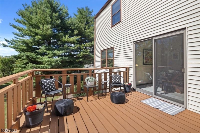 Clinton Twp., New Jersey, 08801, United States, 4 Bedrooms Bedrooms, ,3 BathroomsBathrooms,Residential,For Sale,1988137