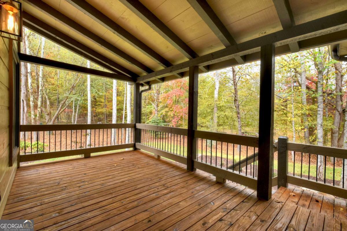 Mineral Bluff, Georgia, 30559, United States, 6 Bedrooms Bedrooms, ,3 BathroomsBathrooms,Residential,For Sale,1989738