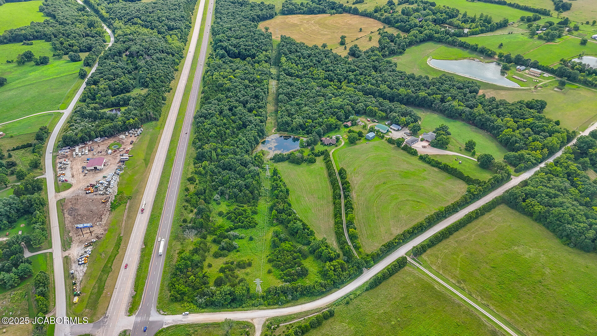 New Bloomfield, Missouri, 65063, United States, 3 Bedrooms Bedrooms, ,2 BathroomsBathrooms,Residential,For Sale,1978608