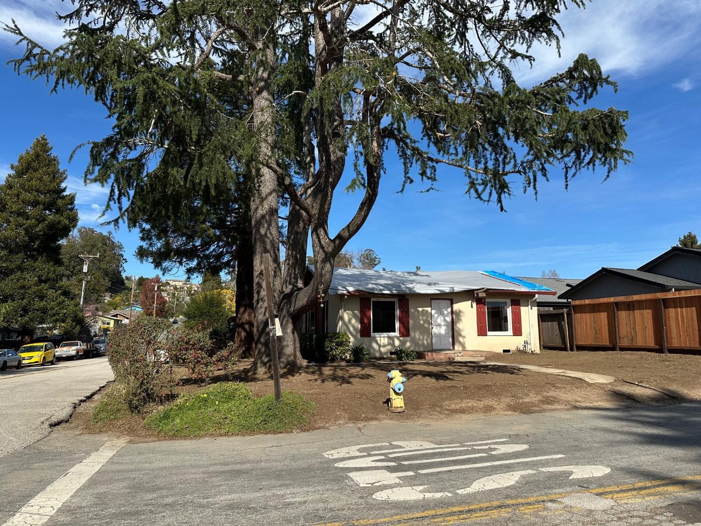 Santa Cruz, California, 95065, United States, ,Residential,For Sale,1875027