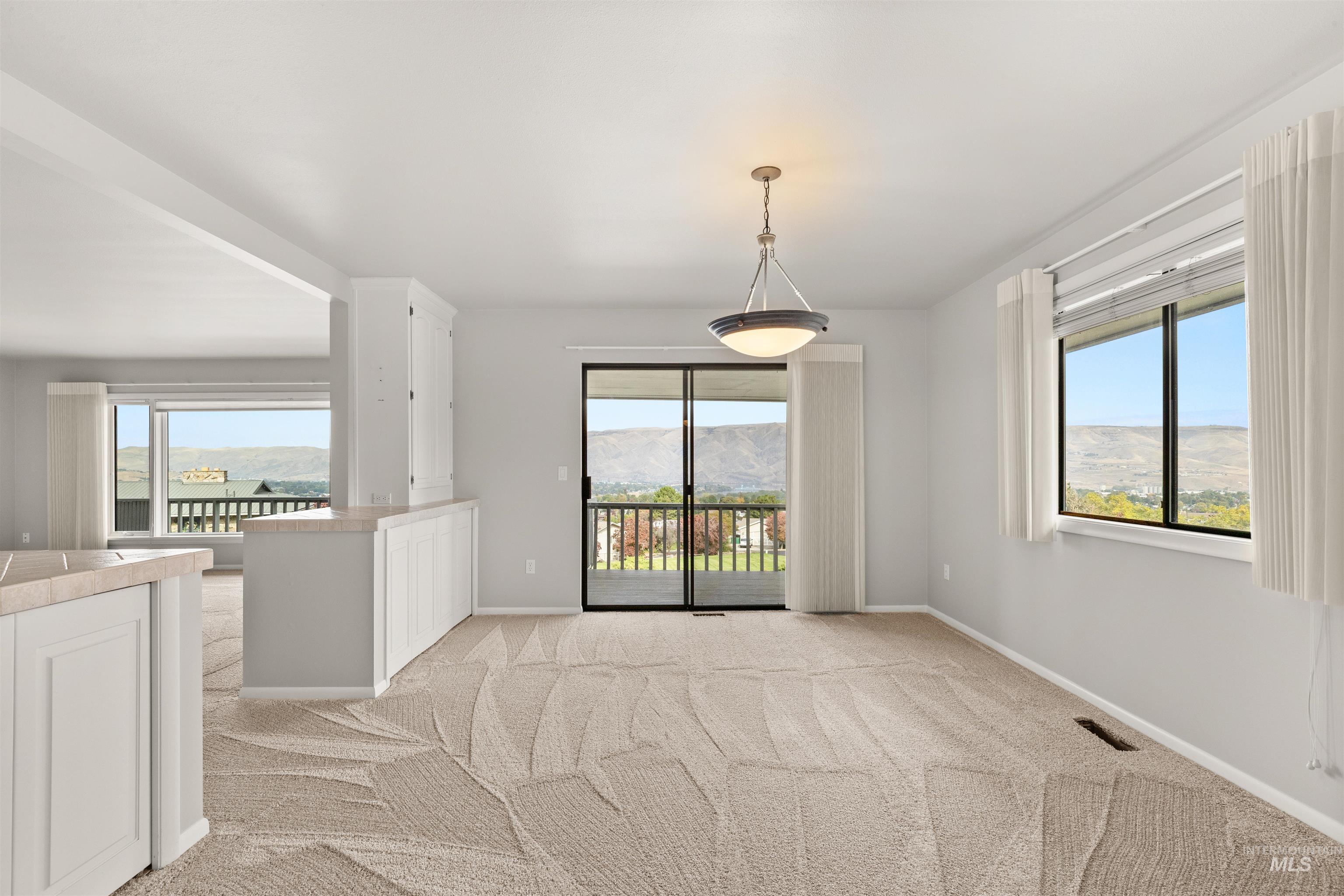 Lewiston, Idaho, 83501, United States, 4 Bedrooms Bedrooms, ,Residential,For Sale,1862440