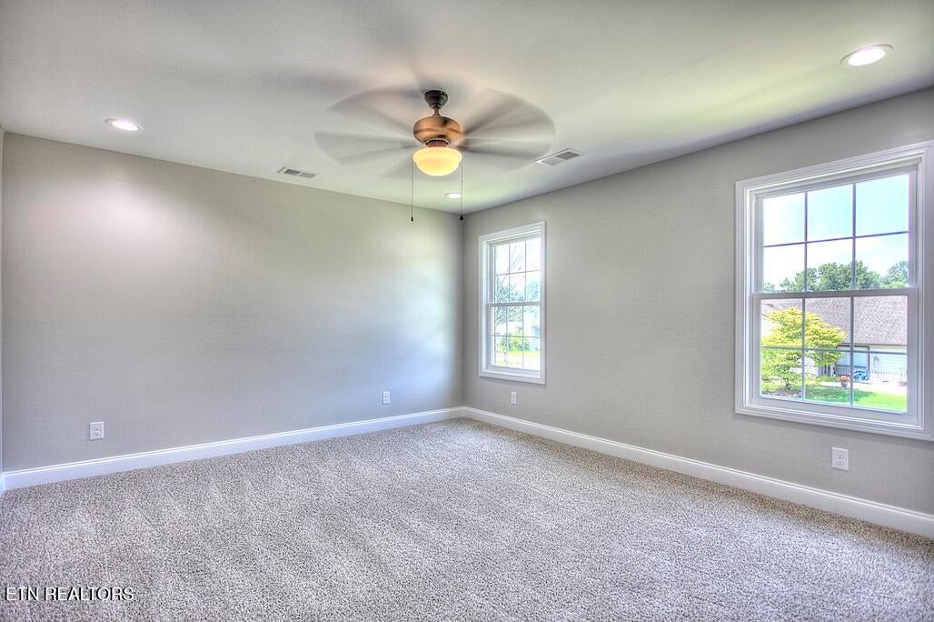 Maryville, Tennessee, 37803, United States, 4 Bedrooms Bedrooms, ,4 BathroomsBathrooms,Residential,For Sale,1874124