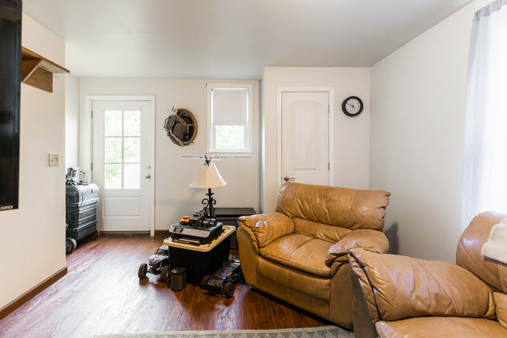 Hinckley, Illinois, 60520, United States, 3 Bedrooms Bedrooms, ,2 BathroomsBathrooms,Residential,For Sale,1921683