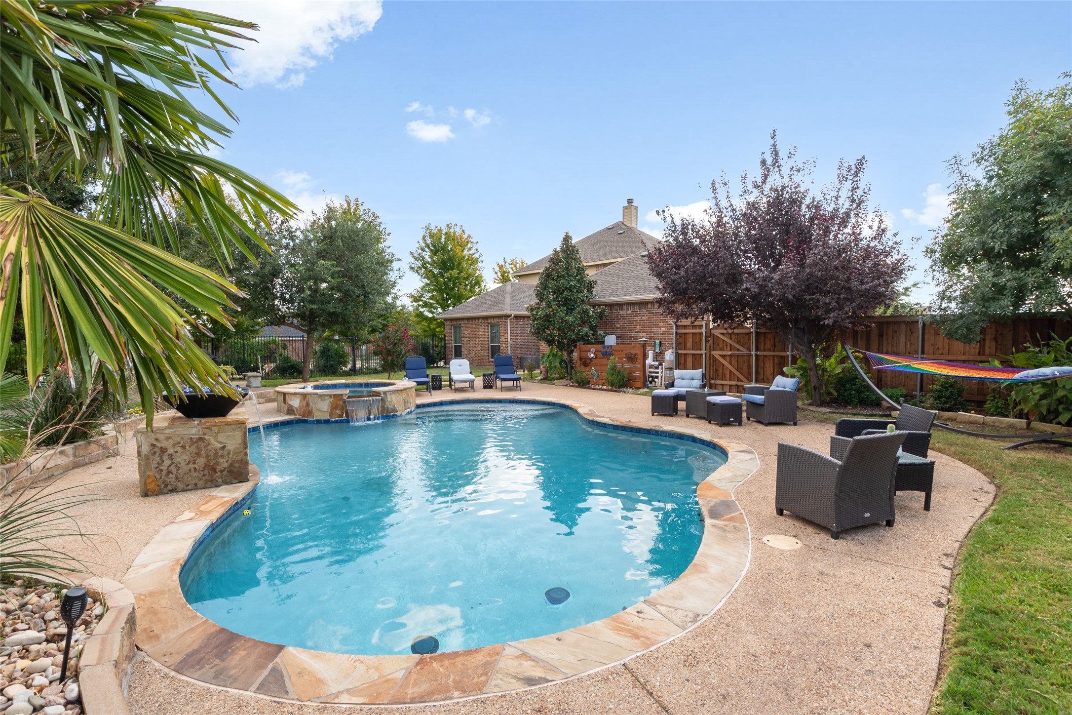 Rockwall, Texas, 75087, United States, 4 Bedrooms Bedrooms, ,3 BathroomsBathrooms,Residential,For Sale,1963763