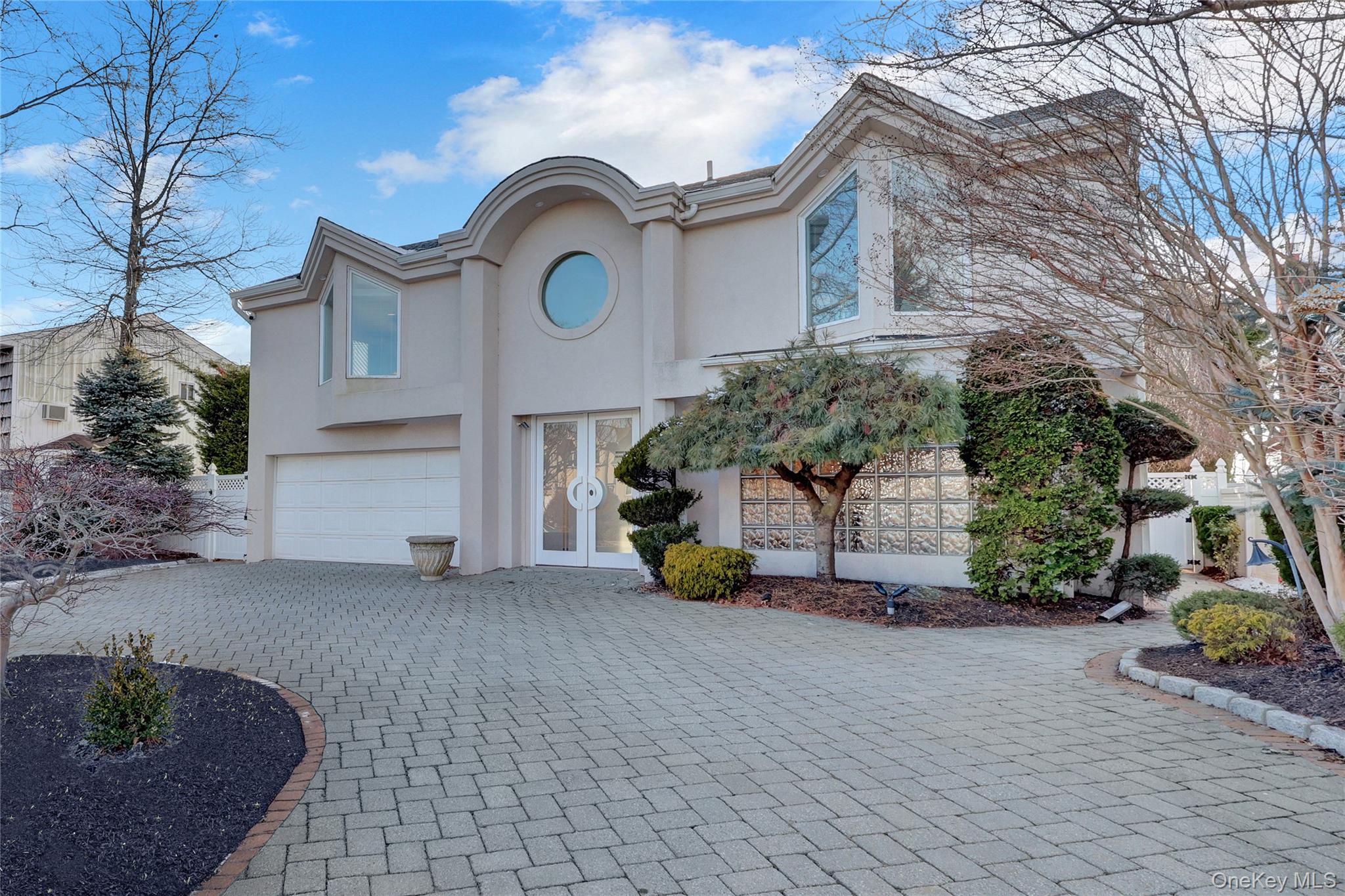 Bellmore, New York, 11710, United States, 4 Bedrooms Bedrooms, ,3 BathroomsBathrooms,Residential,For Sale,2013252