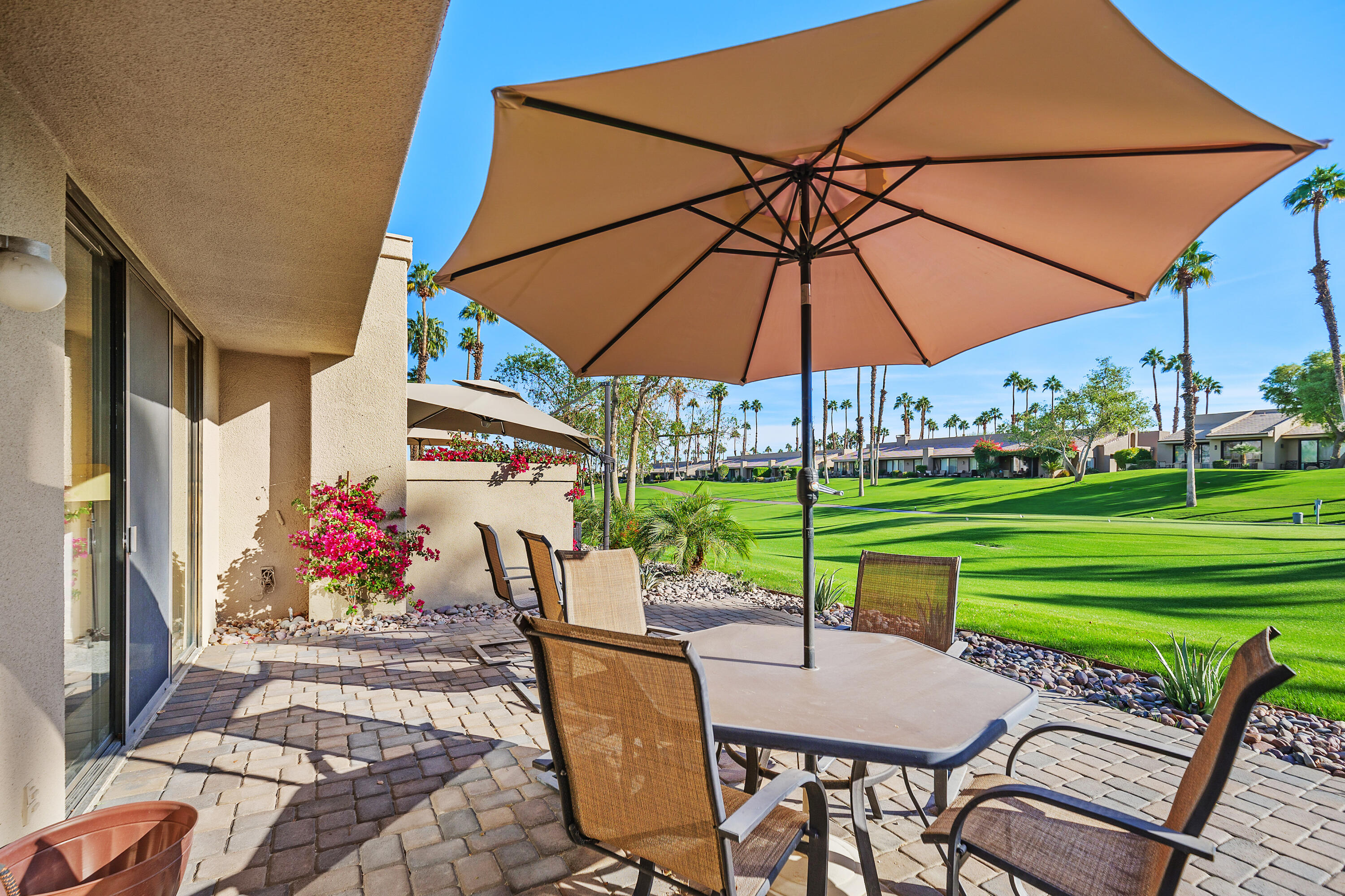Palm Desert, California, 92211, United States, 2 Bedrooms Bedrooms, ,2 BathroomsBathrooms,Residential,For Sale,1938560