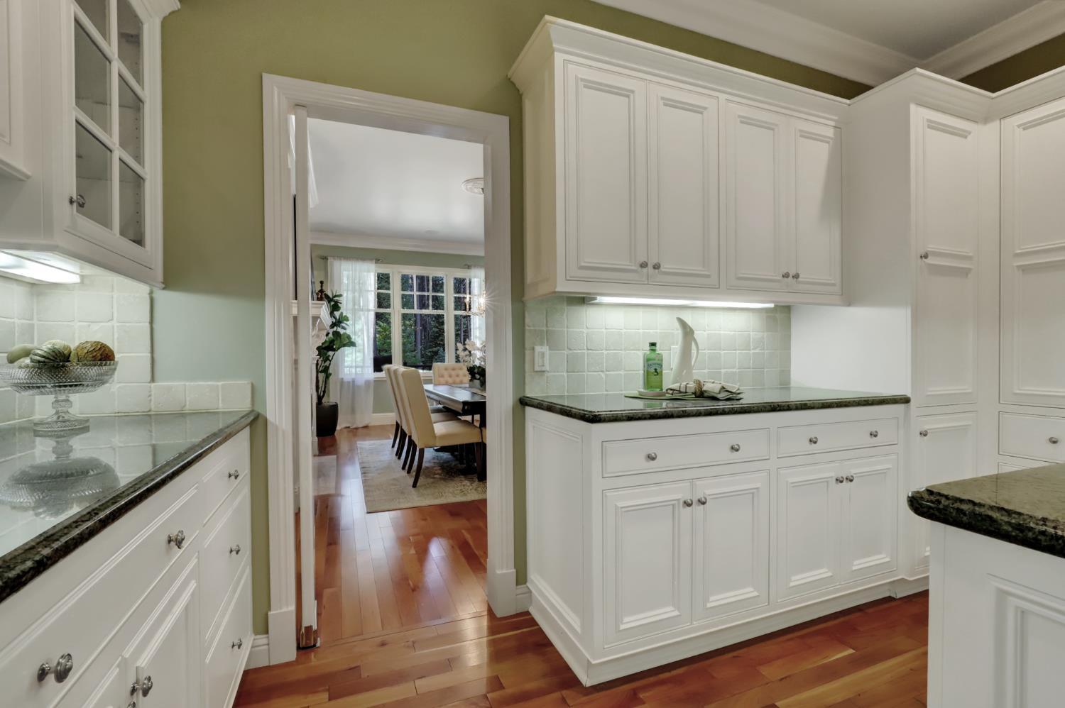 Nevada City, California, 95959, United States, 4 Bedrooms Bedrooms, ,6 BathroomsBathrooms,Residential,For Sale,2009242