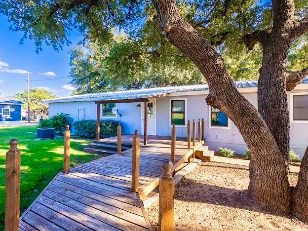 Possum Kingdom Lake, Texas, 76450, United States, 3 Bedrooms Bedrooms, ,2 BathroomsBathrooms,Residential,For Sale,1974793