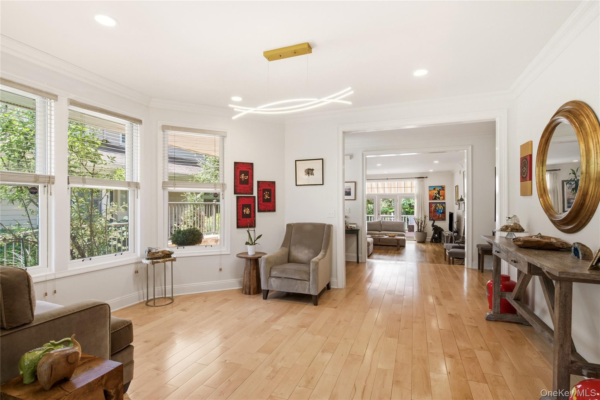  323 Baltustrol Circle, Roslyn, NY, 11576 - 物件實景