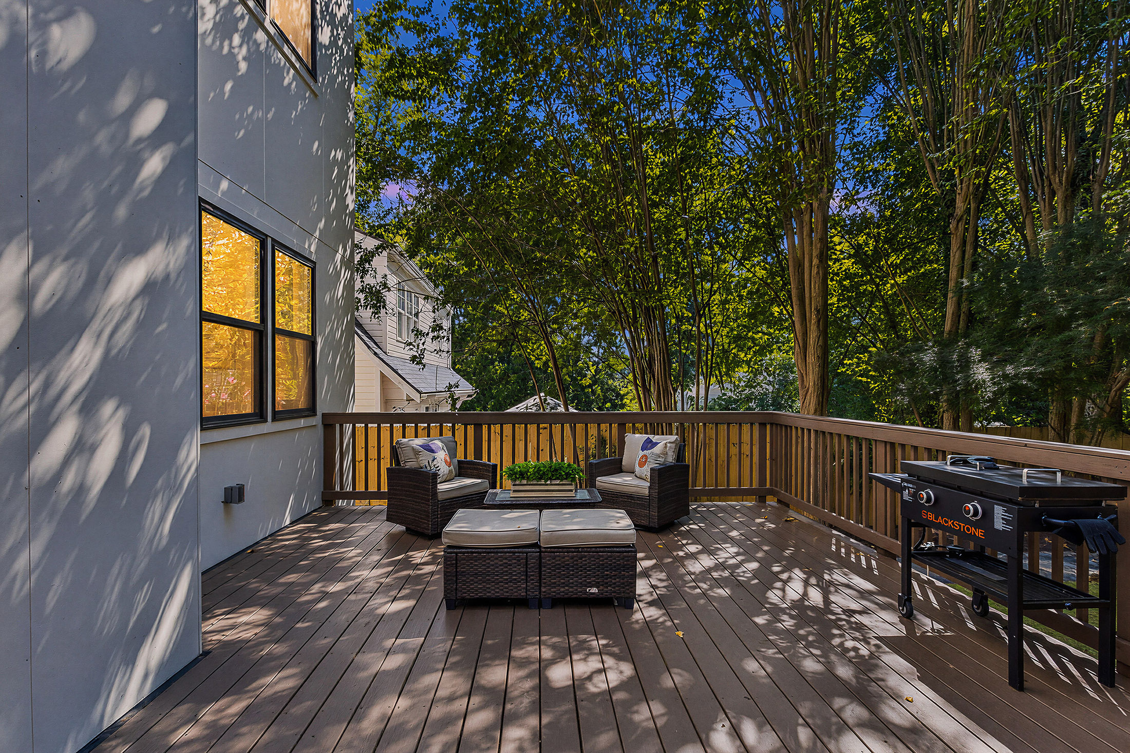  Sophisticated Modern Home in Sought-after Loring Heights - 物件實景