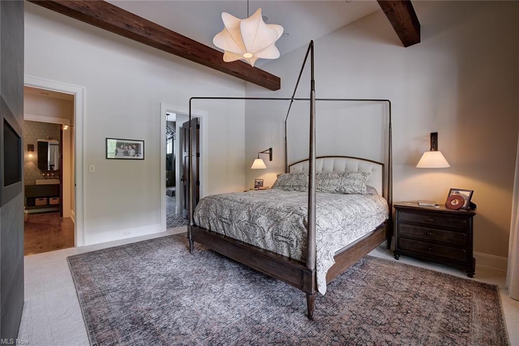 Williamstown, West Virginia, 26187, United States, 5 Bedrooms Bedrooms, ,8 BathroomsBathrooms,Residential,For Sale,1980118