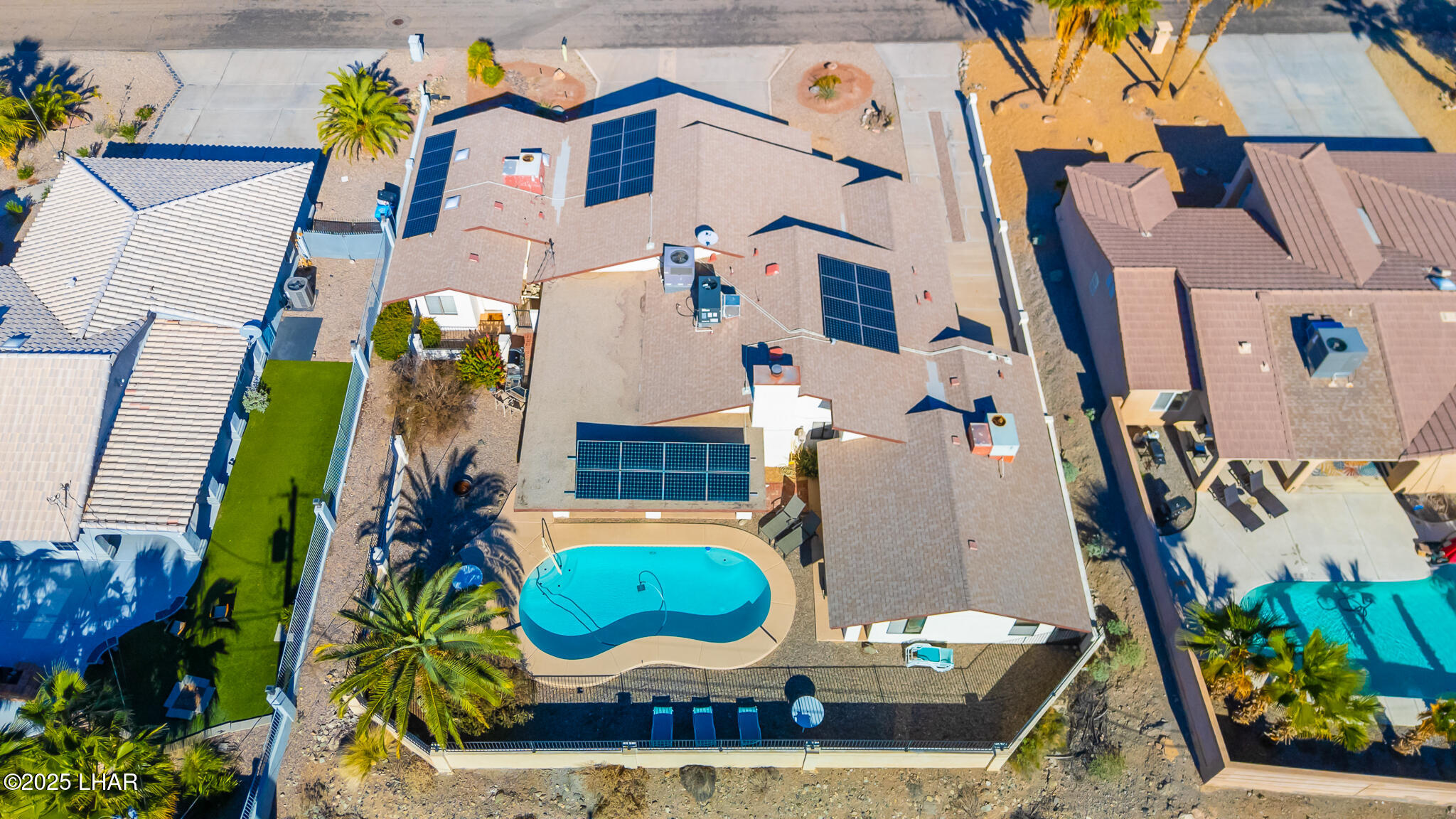 Lake Havasu City, Arizona, 86404, United States, 4 Bedrooms Bedrooms, ,2 BathroomsBathrooms,Residential,For Sale,2002177